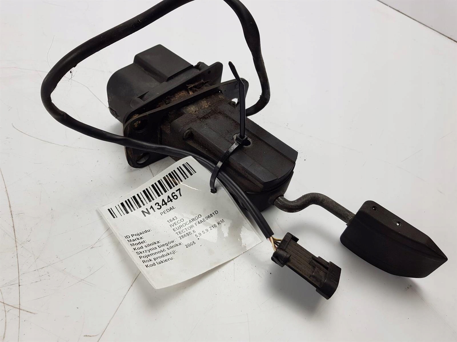 PEDAŁ IVECO EUROCARGO ML 120E21
