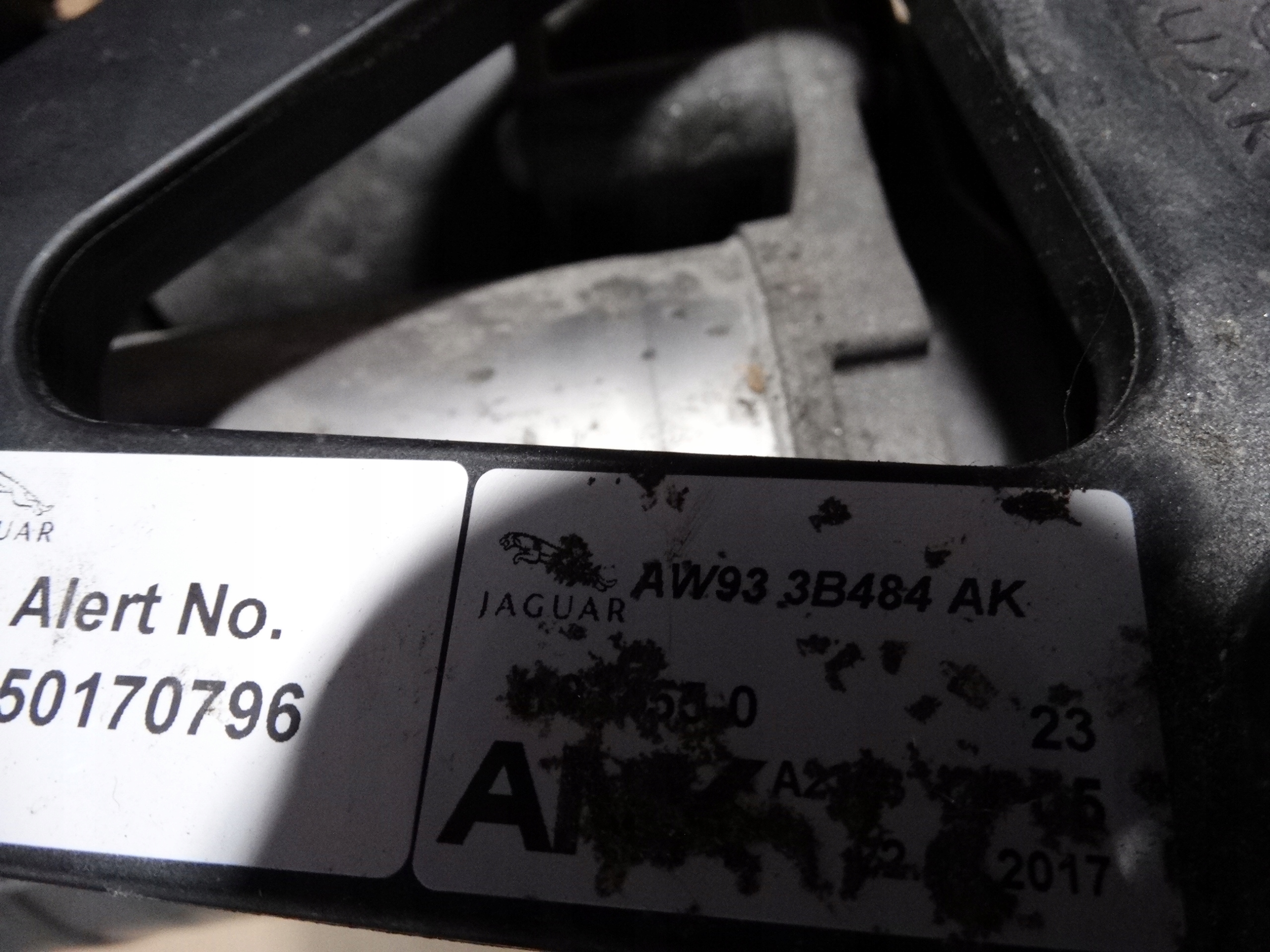 IDEAL. compressor; air NIVO JAGUAR XJ X351 1