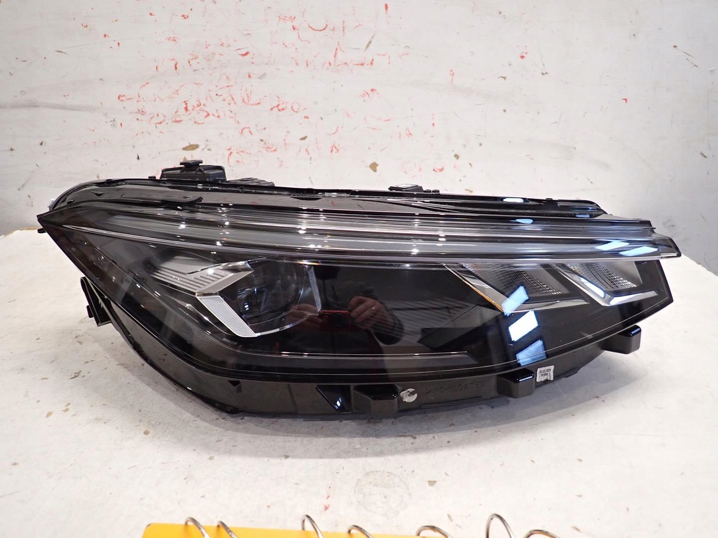 light front front right VW PASSAT B9 2023- FULL LED 3J1941006