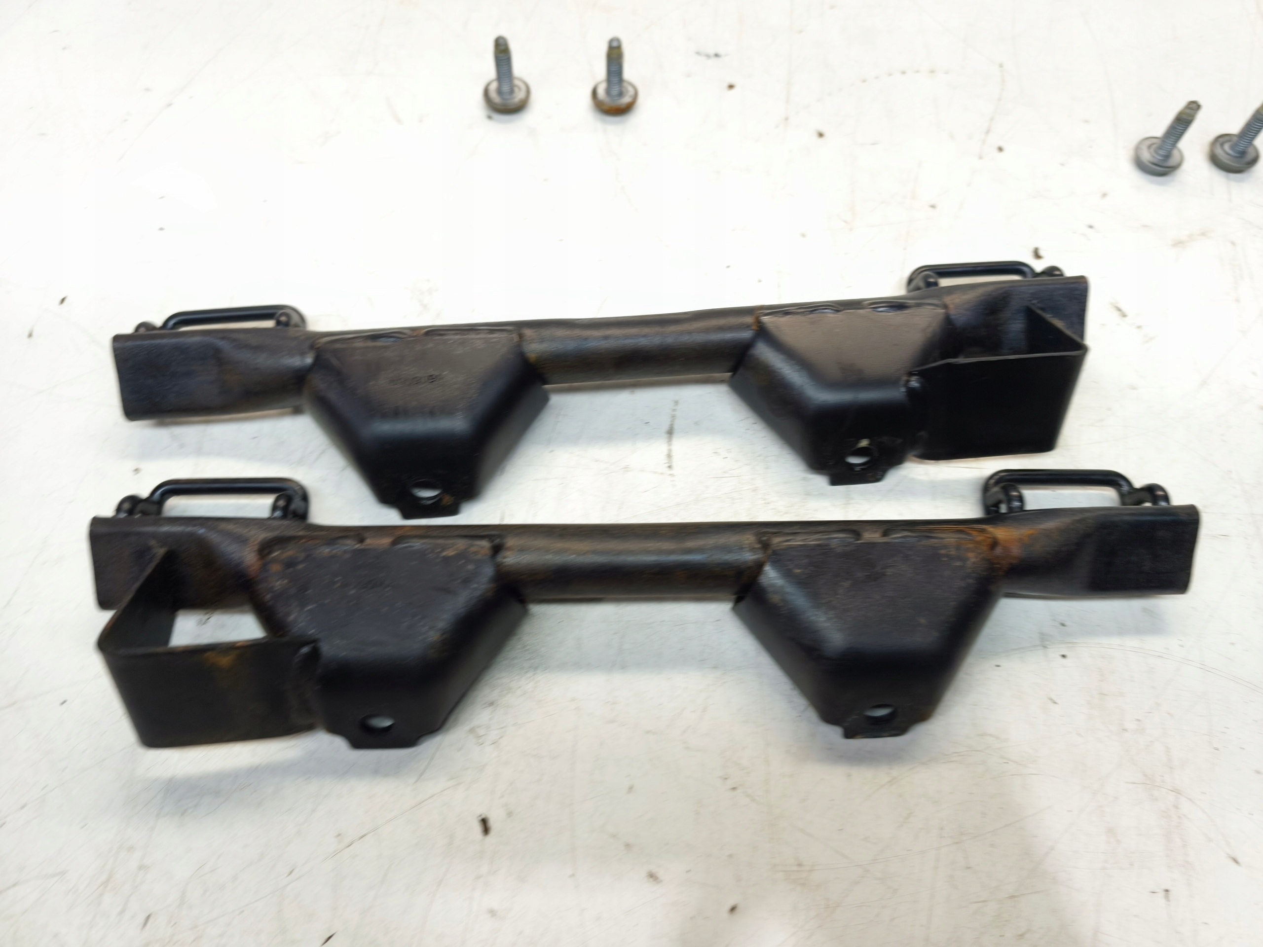 holder ISOFIX left and right rear part AUDI A4 B7 A6 C6 8E0813545A 8E0813546A