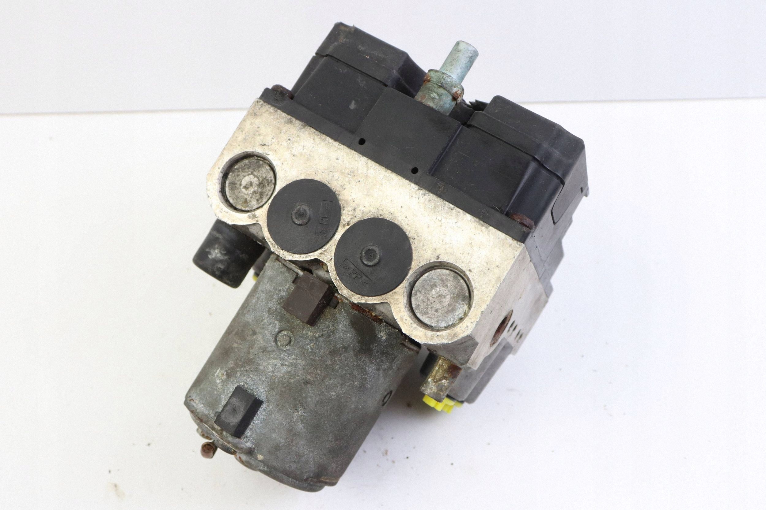 AUDI A4 B5 pump control unit ABS 8D0614111 0265214002