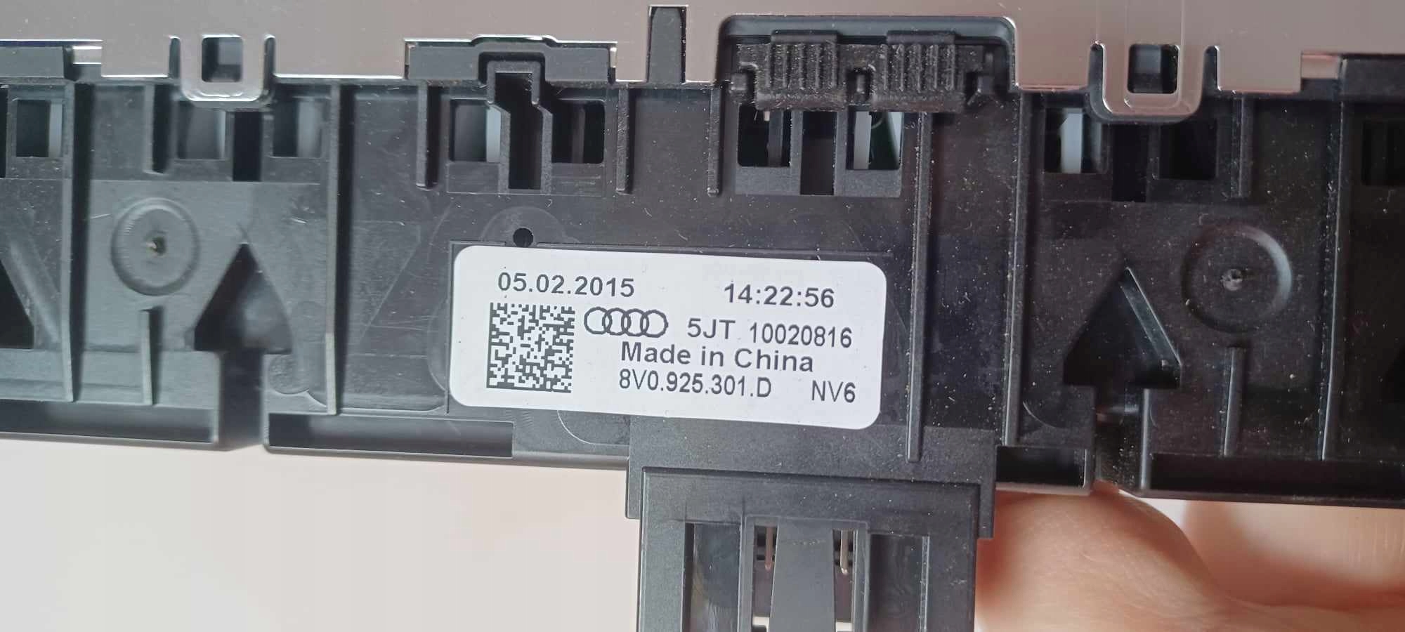 Schalter PANEL WIELOFUNKCYJNY AUDI A3 8V 8V0925301D