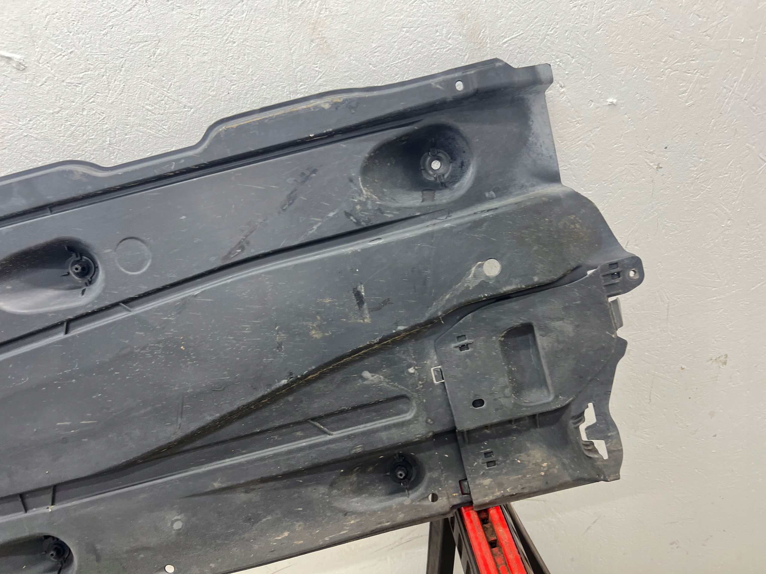 VW T-ROC Blende Abdeckung Unterfahrschutz links 5Q0825201L