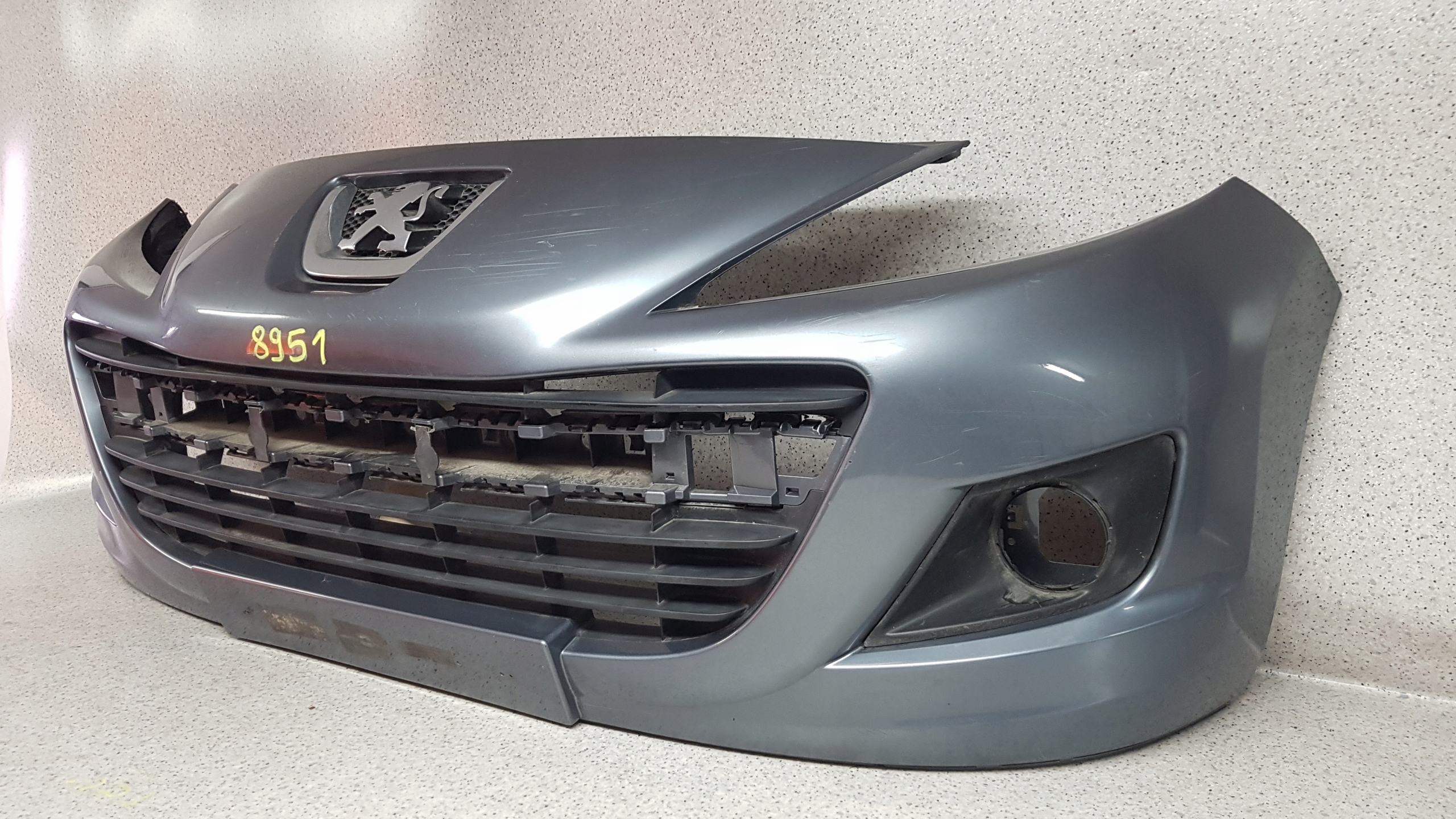 PEUGEOT 207 LIFT 2009 - bumper front 8951