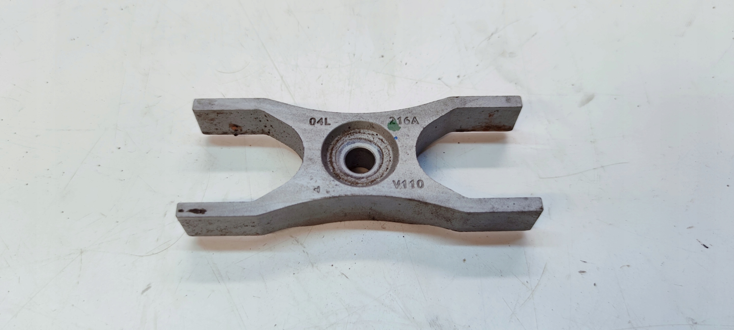 HALTER EINSPRITZ AUDI VOLKSWAGEN SEAT SKODA 04L216A