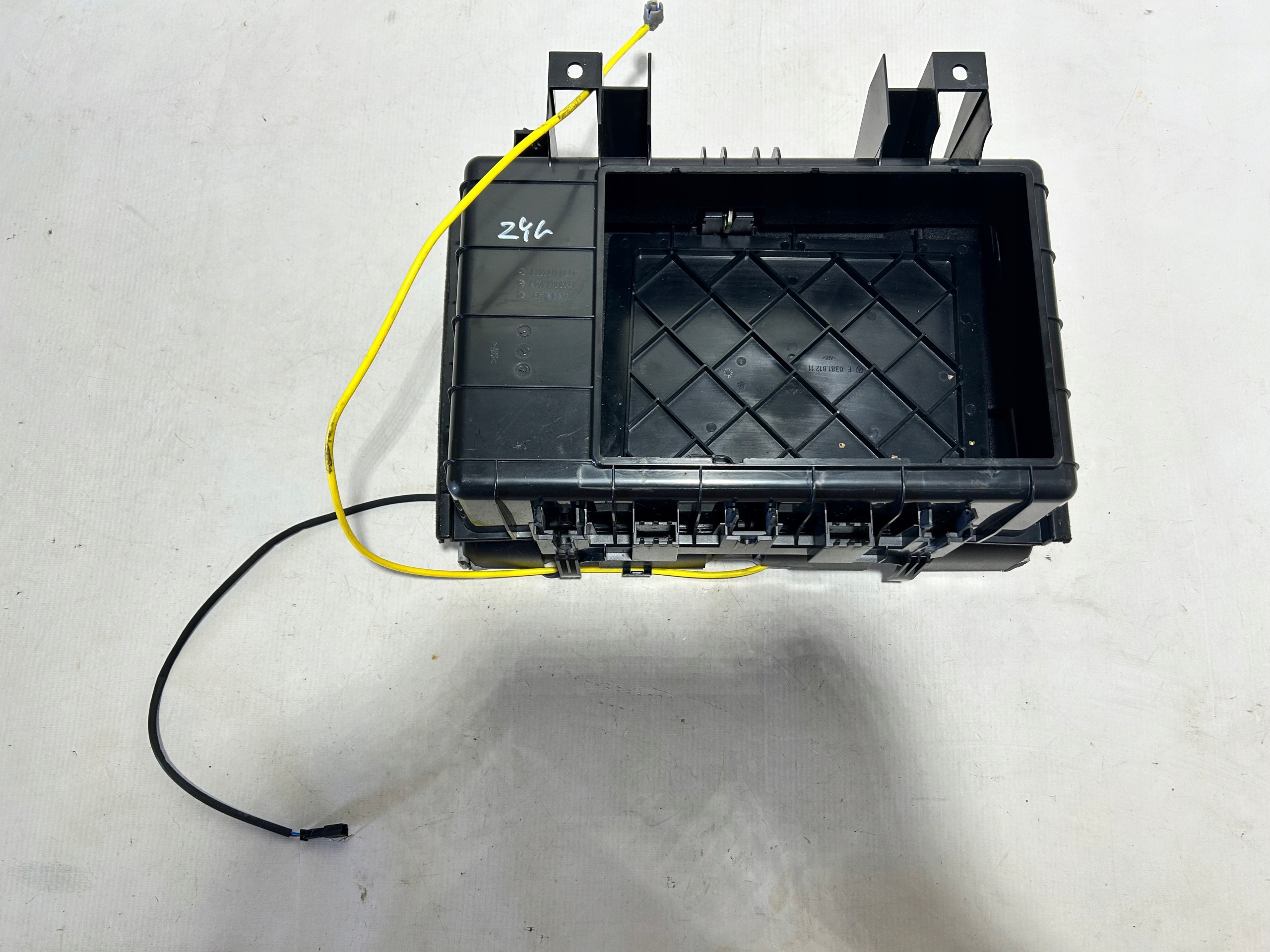 passenger compartment plato MERCEDES SL R230 2308100841