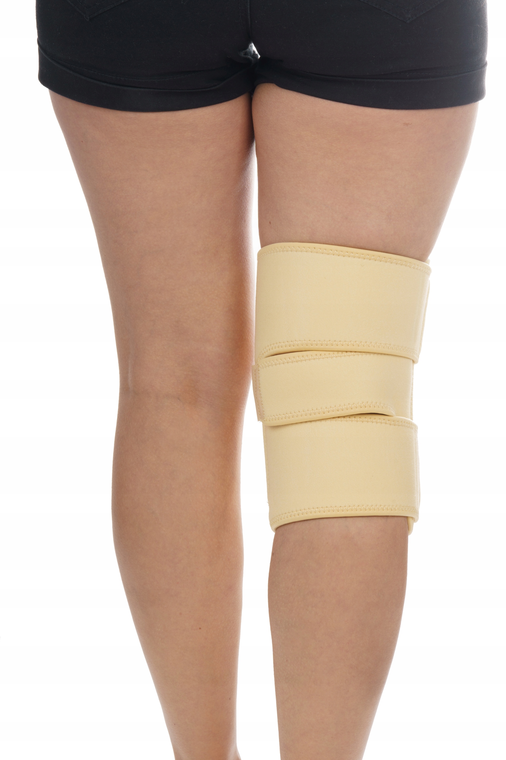 ORTEZA KOLANA STABILIZATOR z ujęciem rzepki OPASKA Kolor dominujący beże i brązy