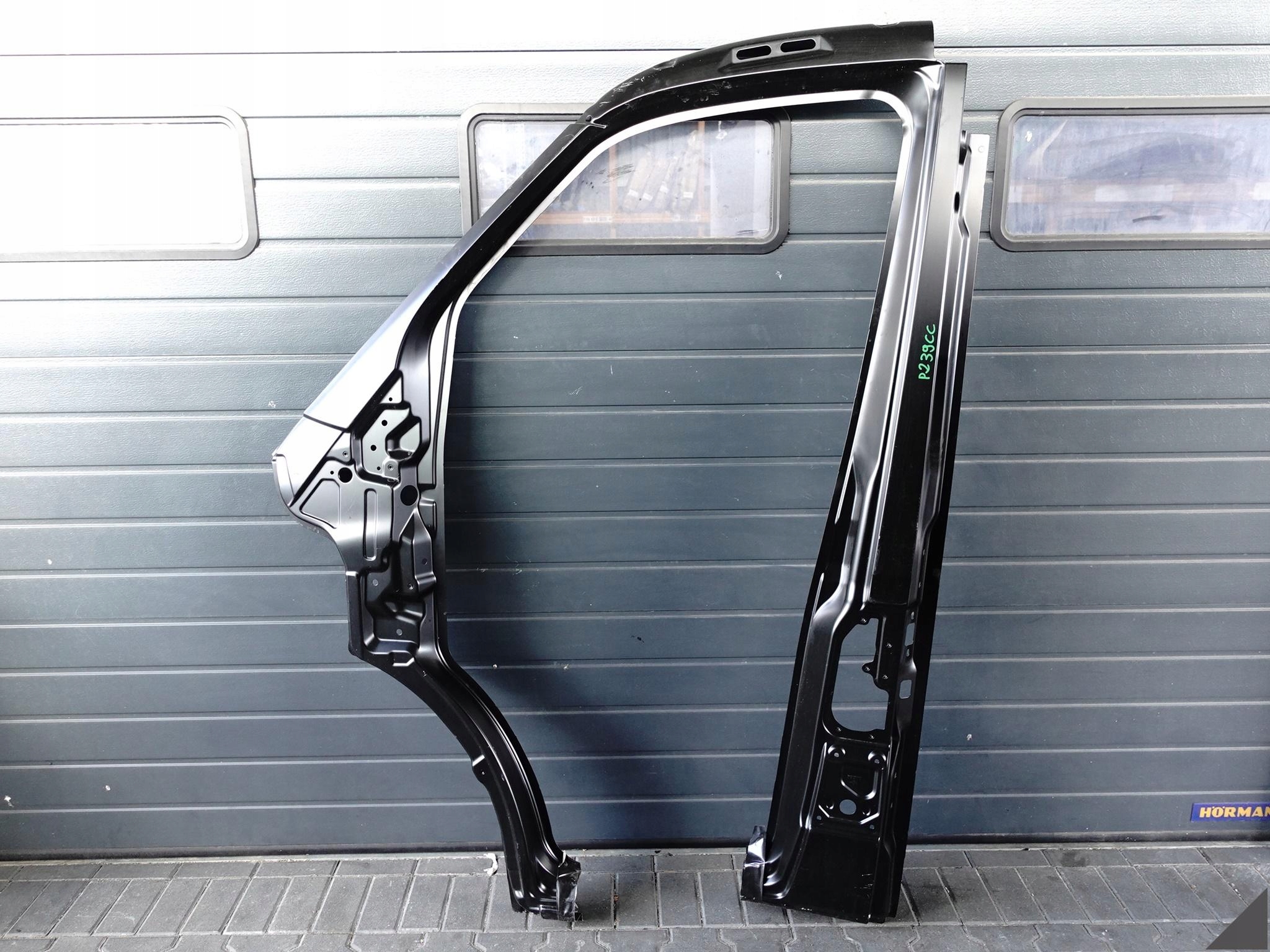 MERCEDES SPRINTER (III GEN) W910 W907 2018- door pillar A+B side left