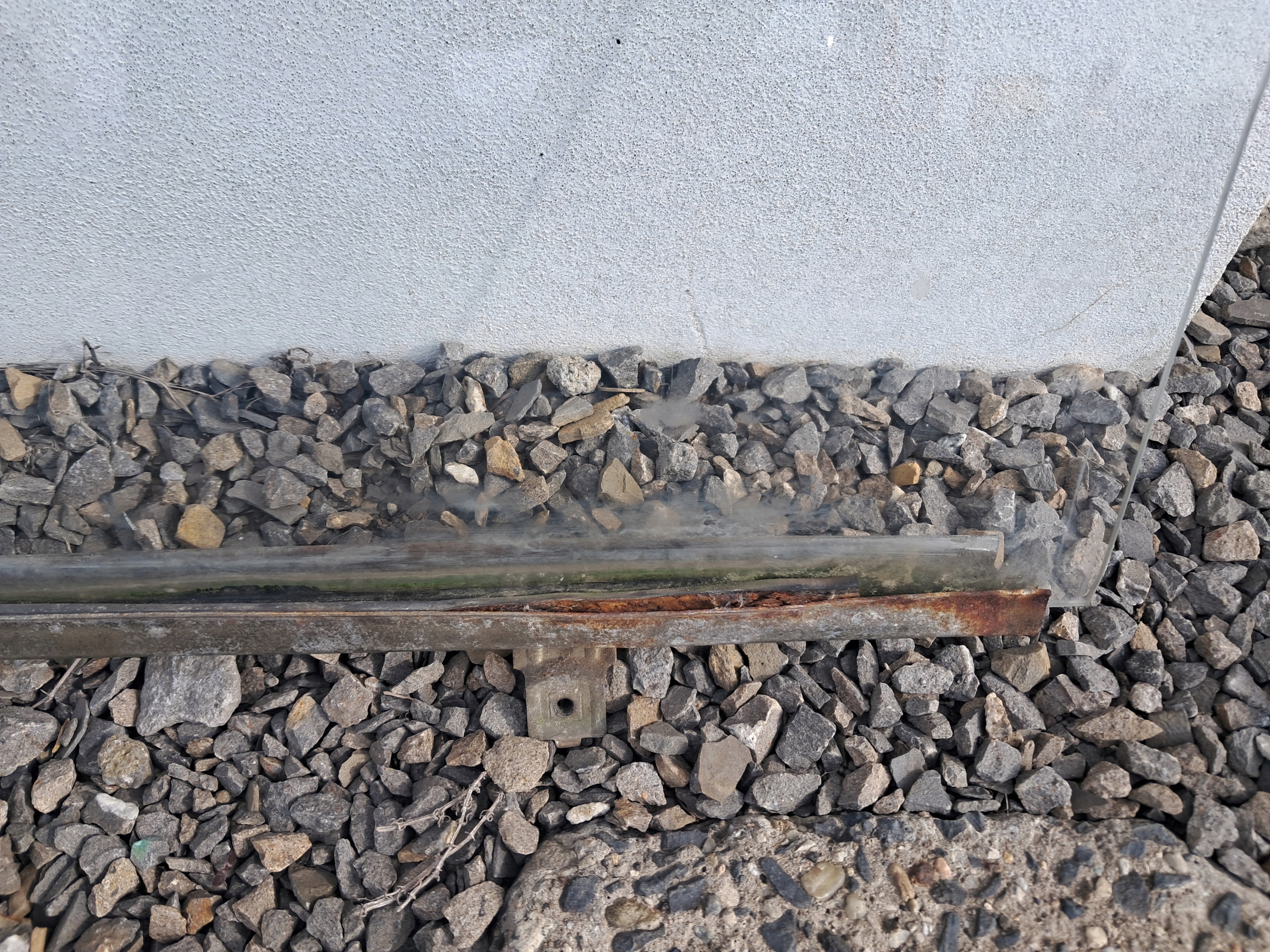 window rear part right BIALA MERCEDES W123 KOMBI 1237300618