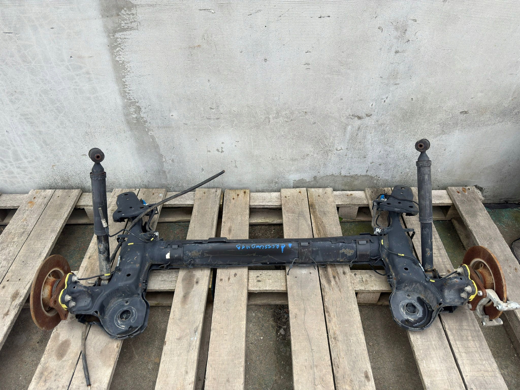 BELKA TYLNA OŚ ZAWIESZENIE TYŁ OPEL CROSSLAND X JAN POZNAŃ