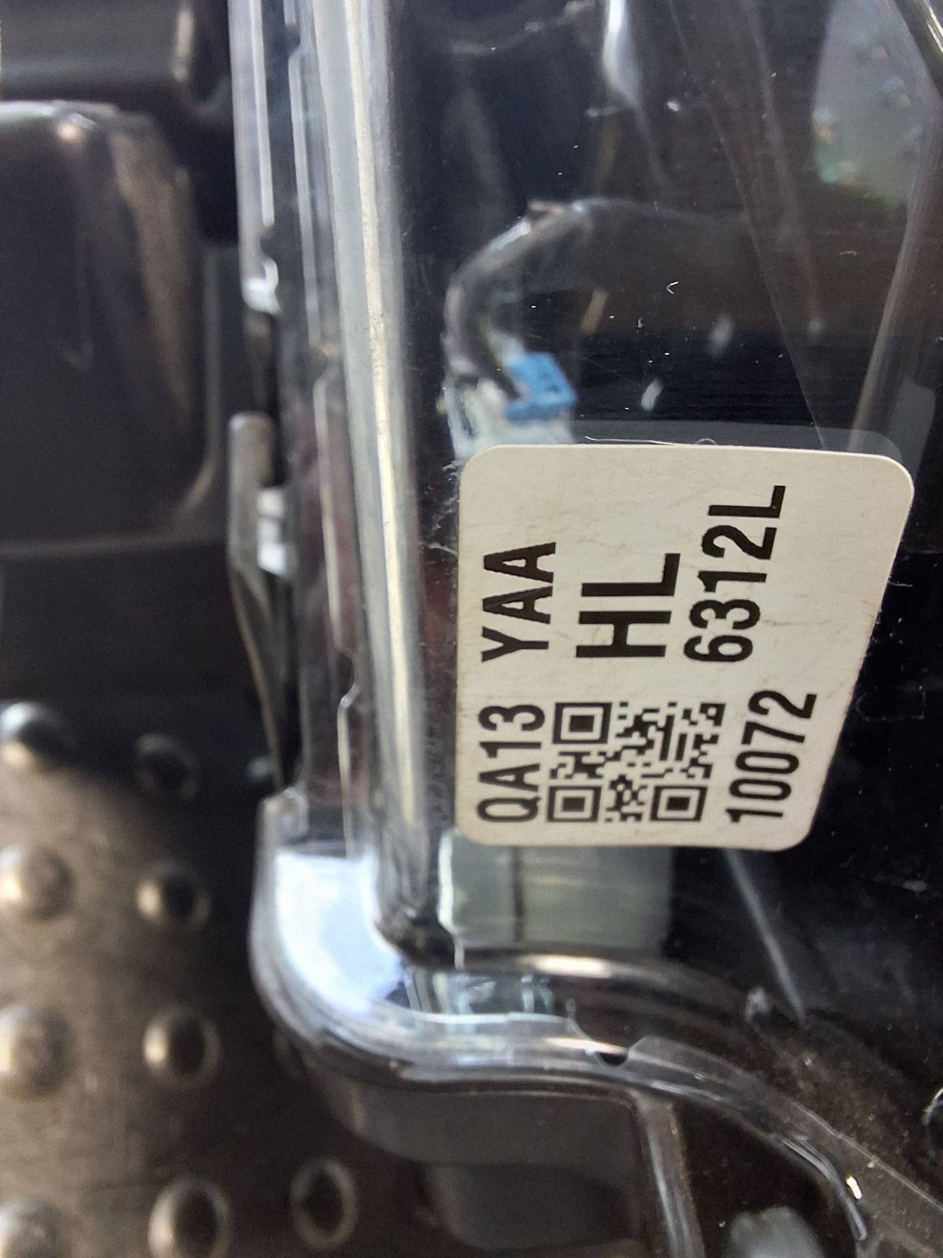 light left front SUZUKI S-CROSS II 21- FULL LED W6429