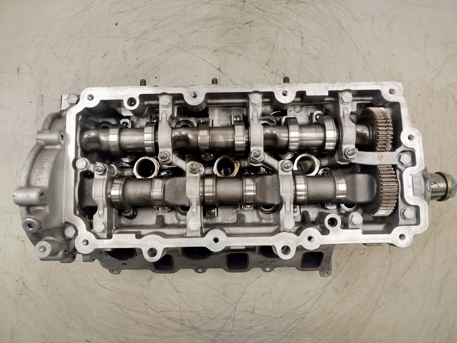 glava motora VWAG 059AG 059063BF 3.0 TDI BKS