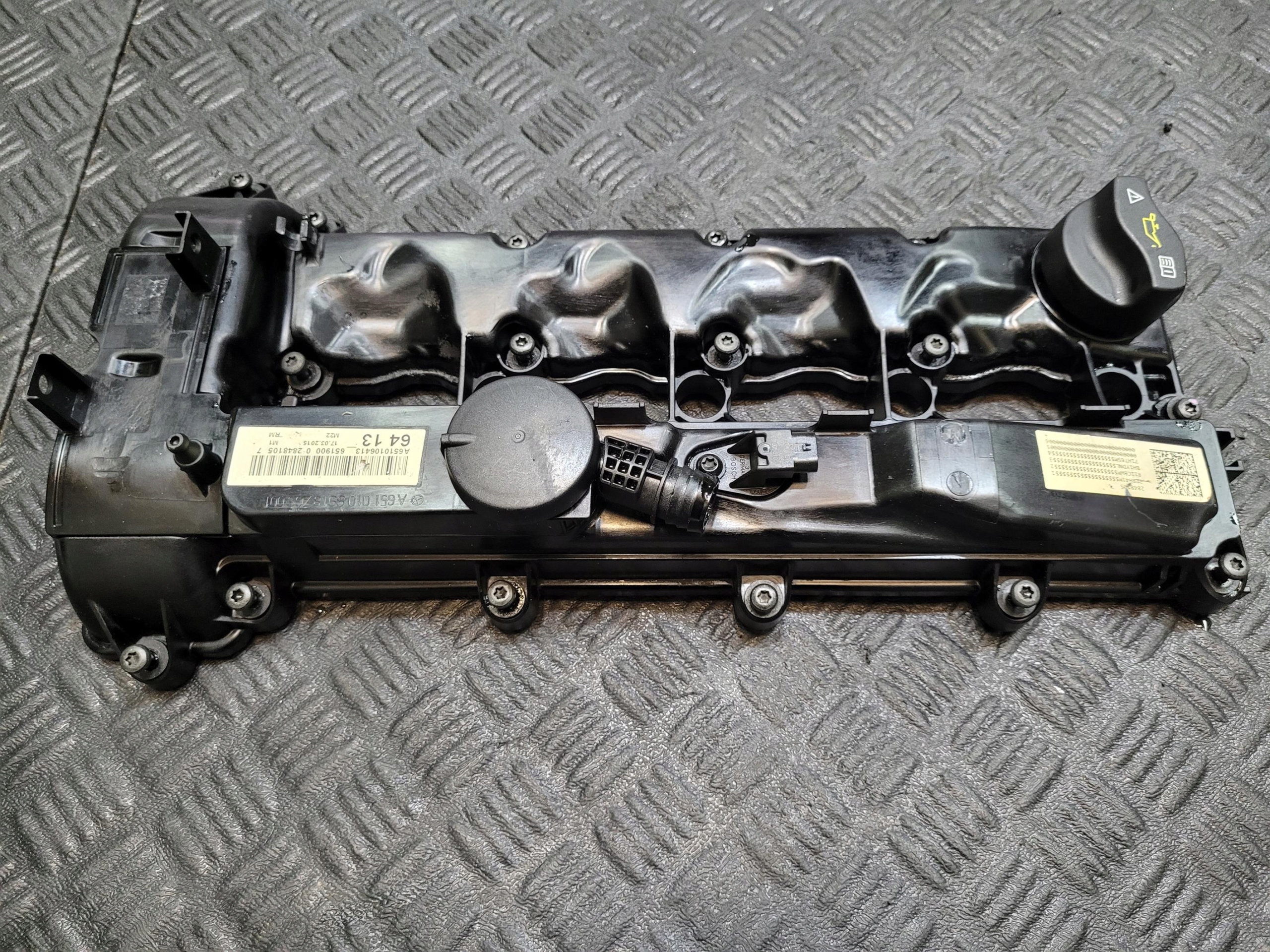 Abdeckung der Ventile A6510108918 MERCEDES C 300 W205 2.2 D CDI HYBRID
