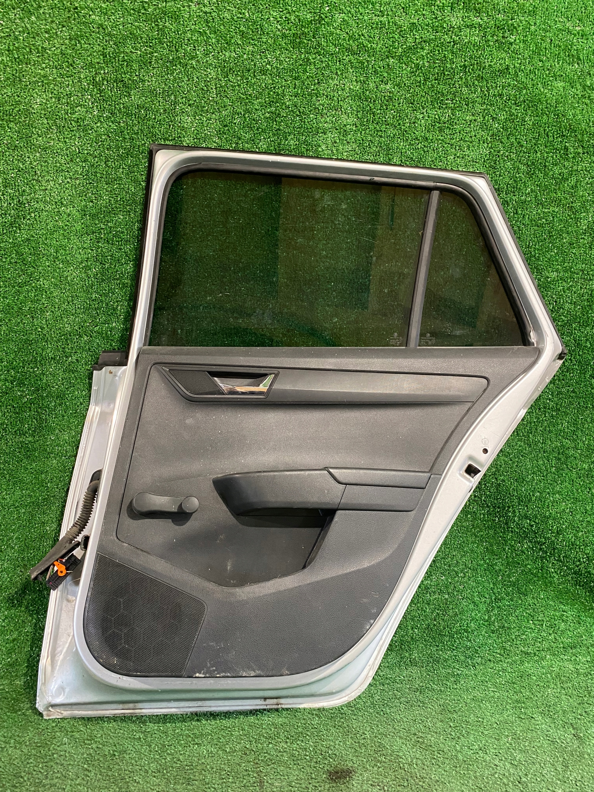 door right rear. SKODA FABIA III KOMBI