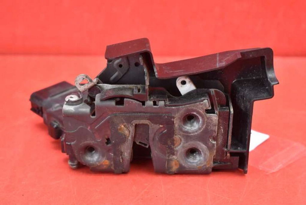 lock door left front front EU 3M5A-R21813-ER FORD FOCUS MK2 04-08