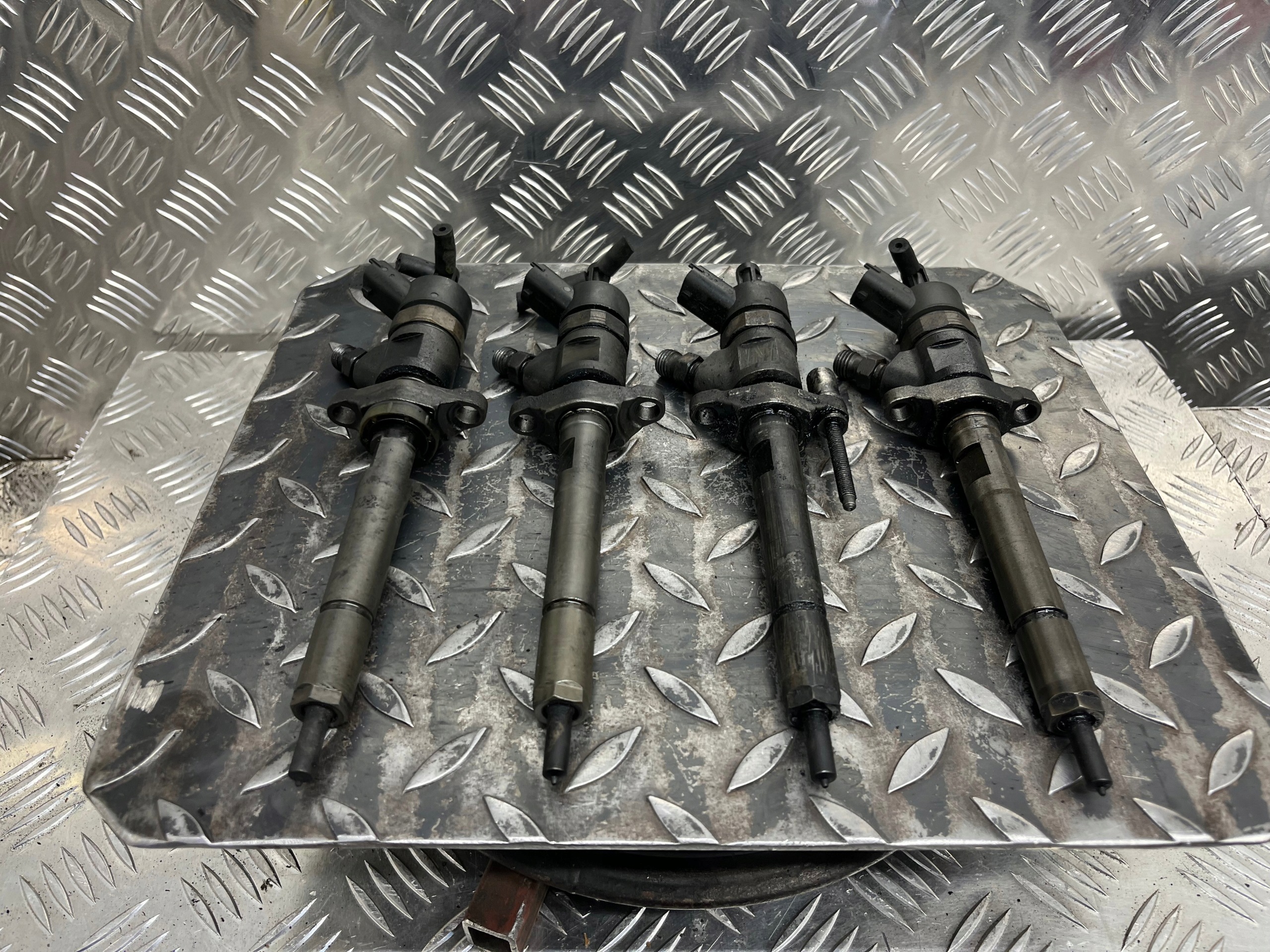 Einspritzdüse Einspritzdüse KOMPLET VOLVO V50 0445110259