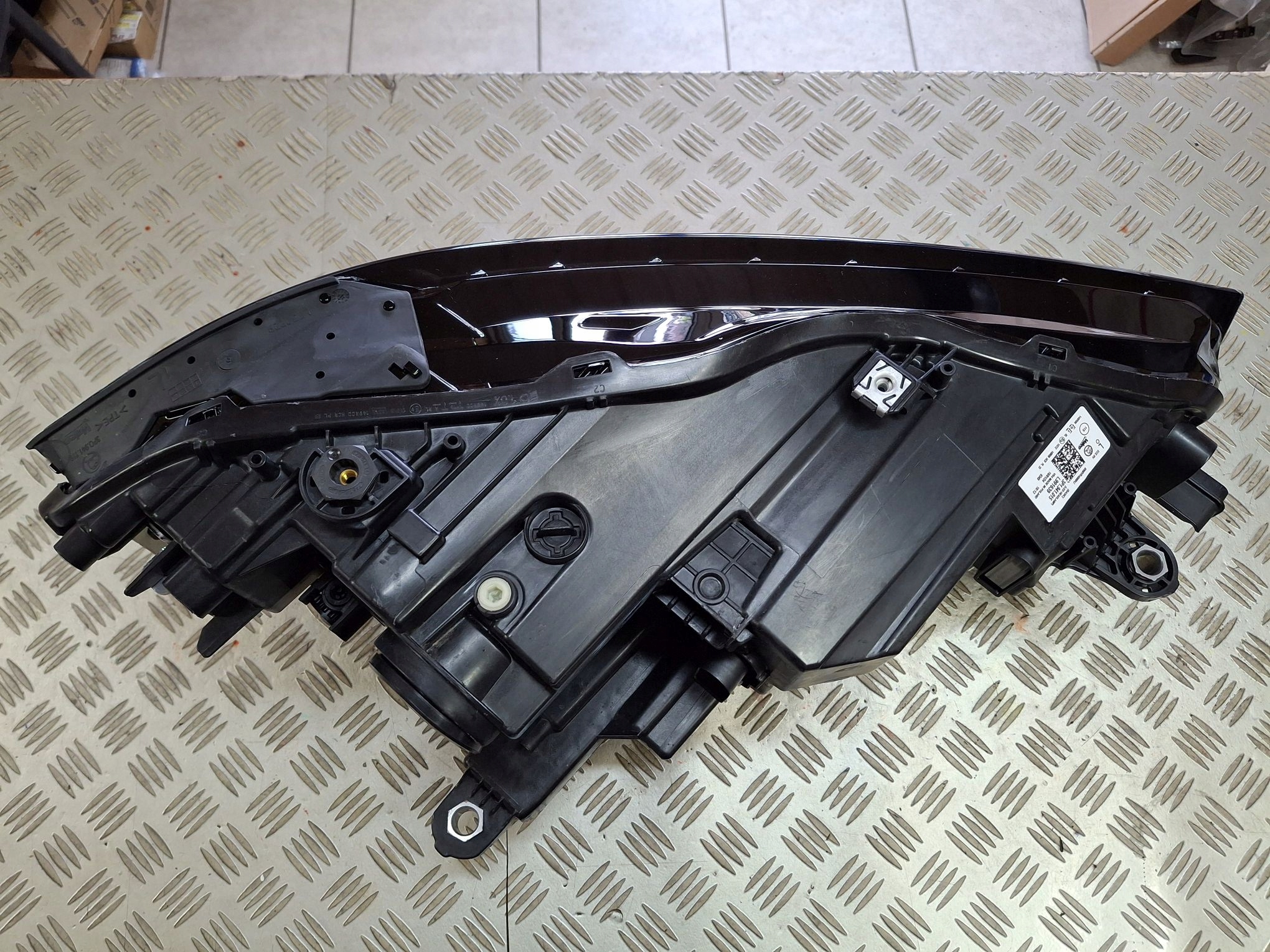 light right or left front FULL LED CRYSTAL SKODA SUPERB IV 2023R->