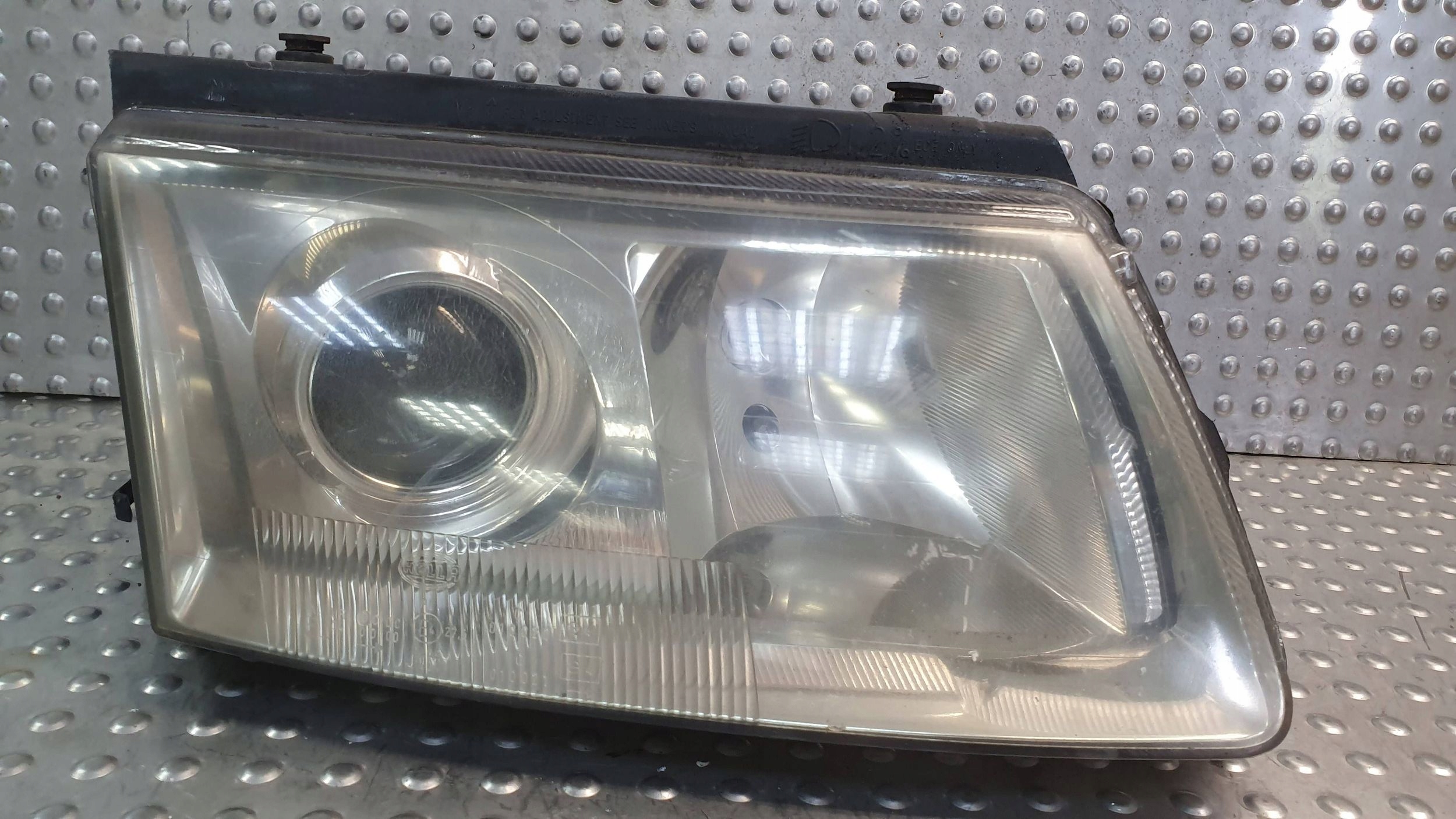 light front right XENON VW PASSAT B5 96
