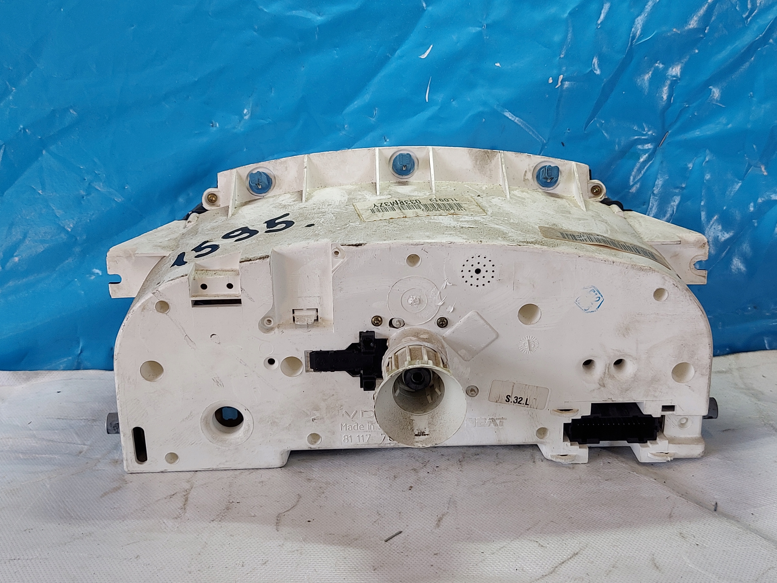 dials clock TOLEDO and 1.6 B 1L0919033BM
