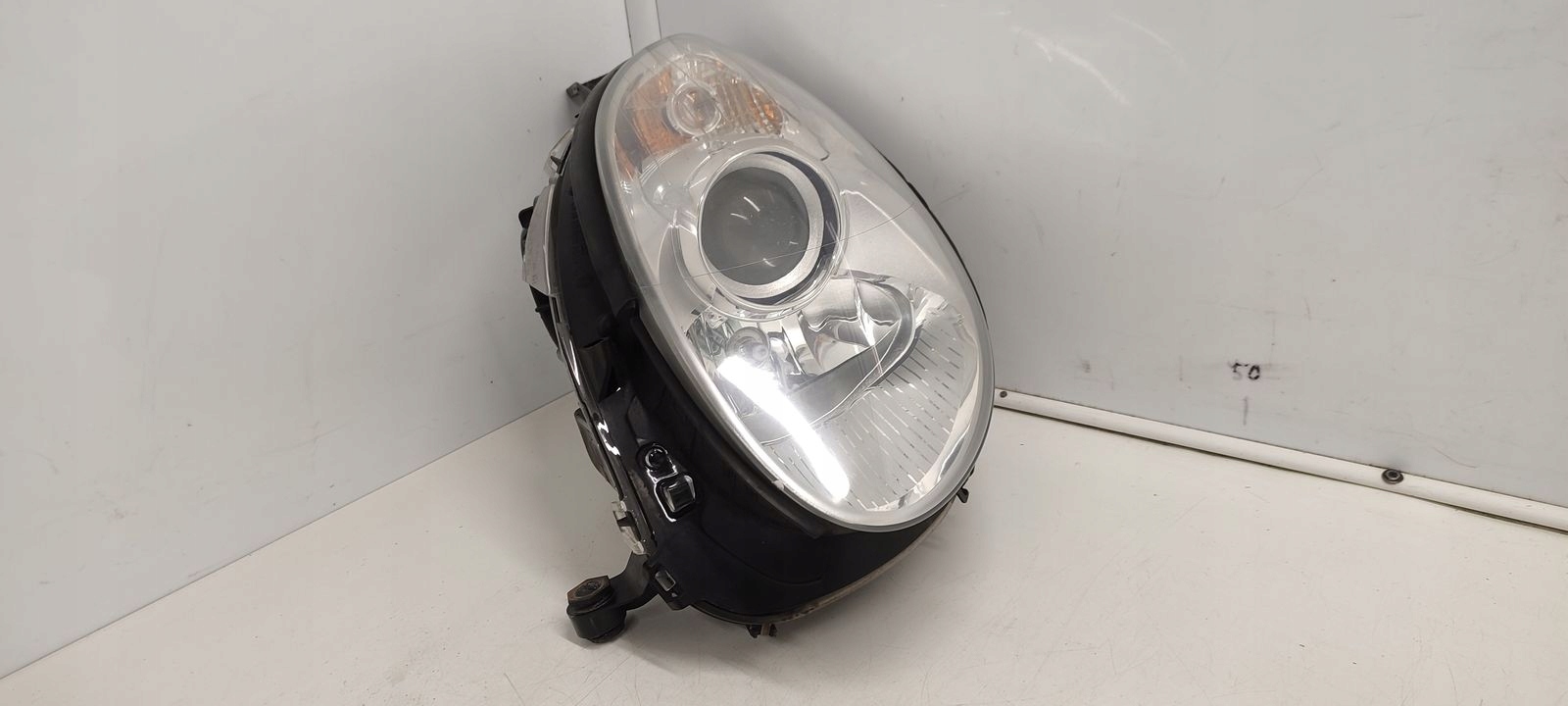 feu avant avant gauche Mercedes W251