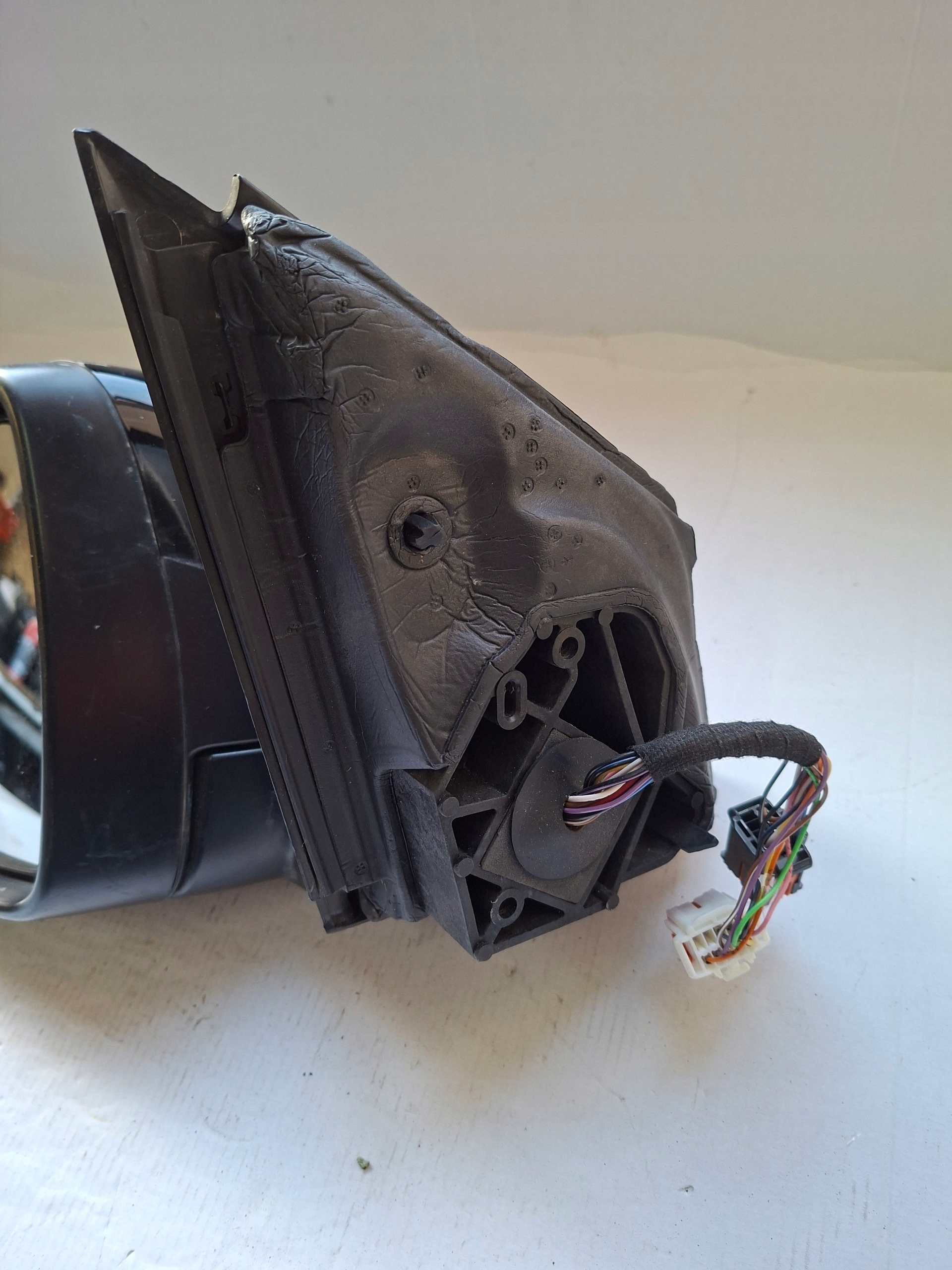 mirror left PEUGEOT 3008 II 17 PIN E20415163