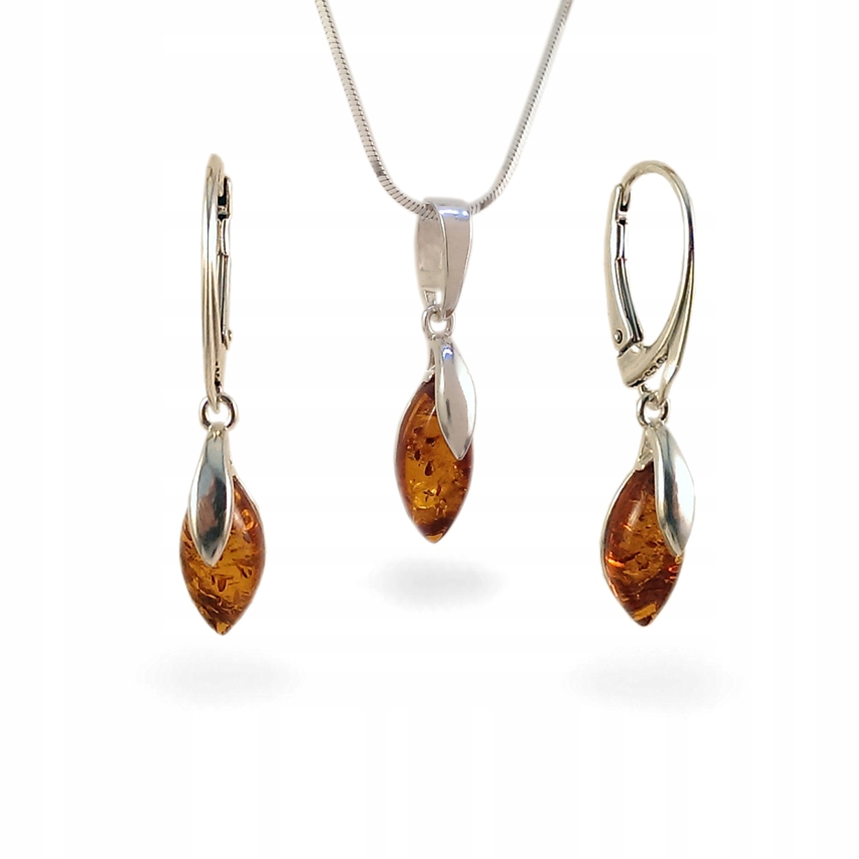 

Komplet Wisiorek Kolczyki Bursztyn Plus Łańcuszek