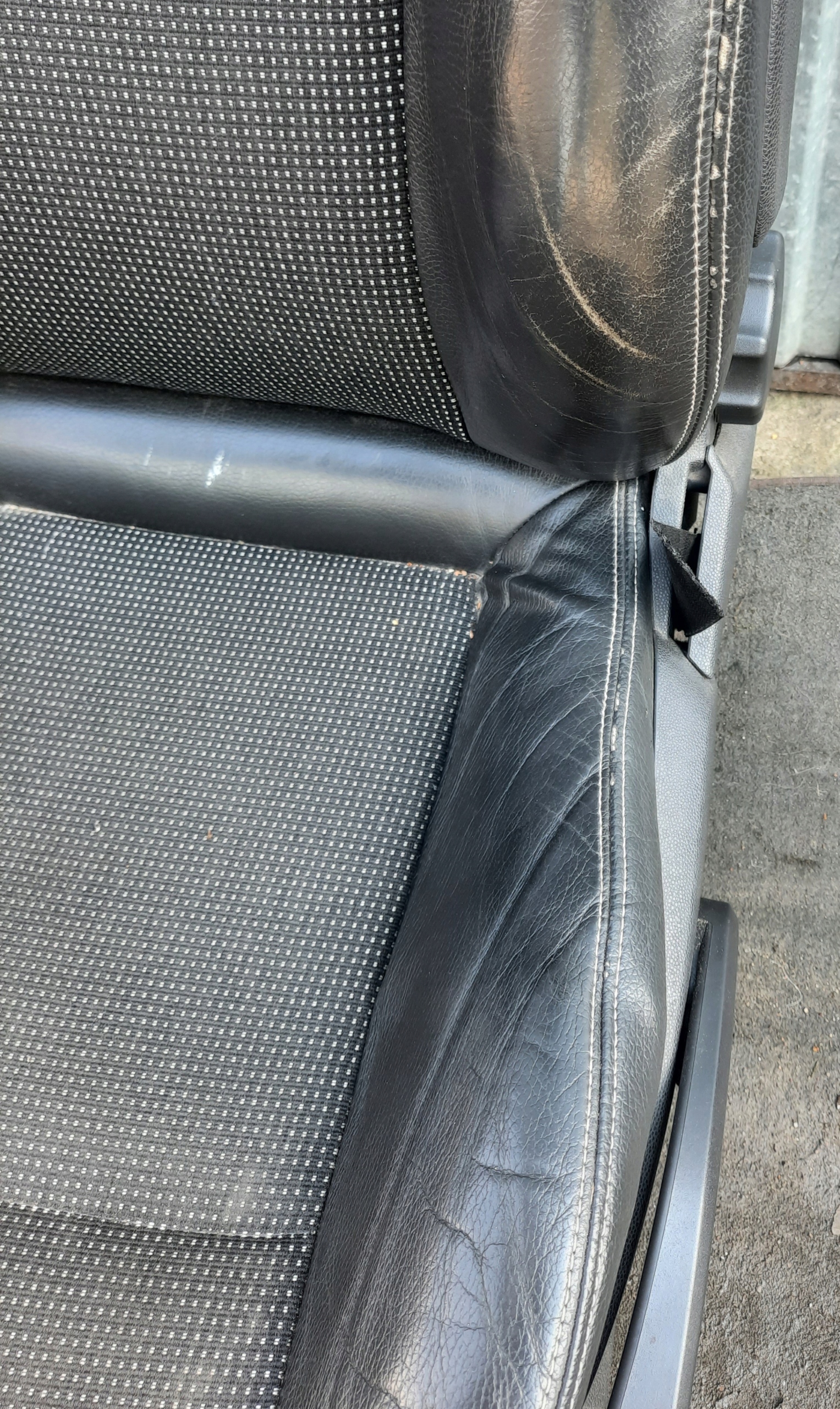 кресло opel Astra H универсал хэтчбек