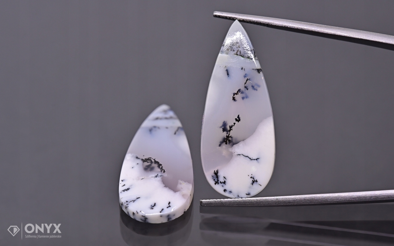 Dendritový achát z Turecka konvexní mělký Pár slza