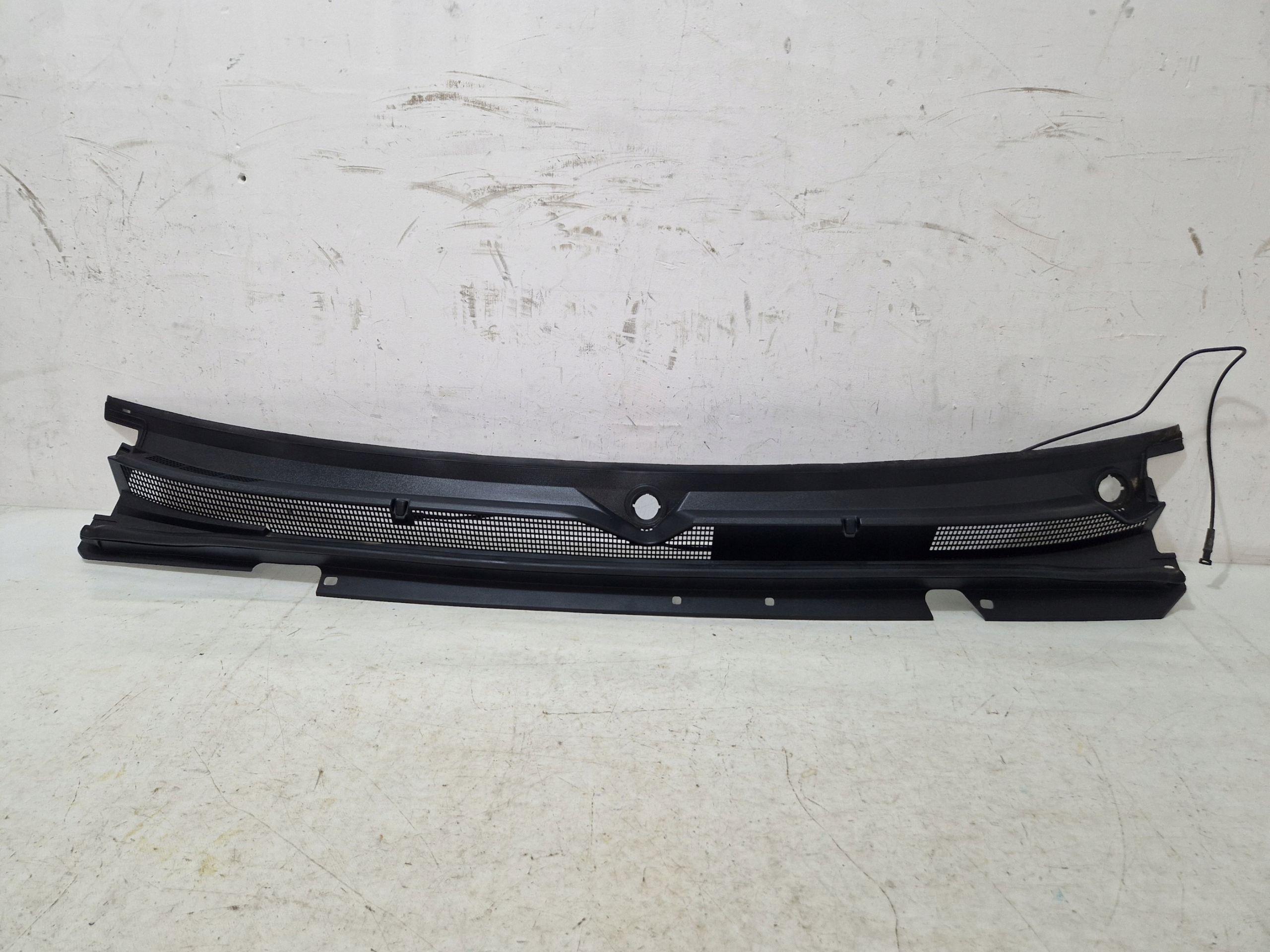 CADILLAC ESCALADE IV 2014 - - torpedo plastic GM original 22799546
