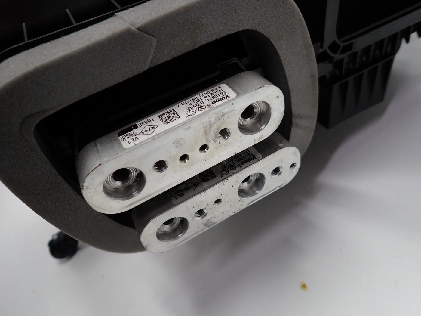 радиатор отопителя отопитель салона европа 1EA820351BK vw id.7 ID7 25R