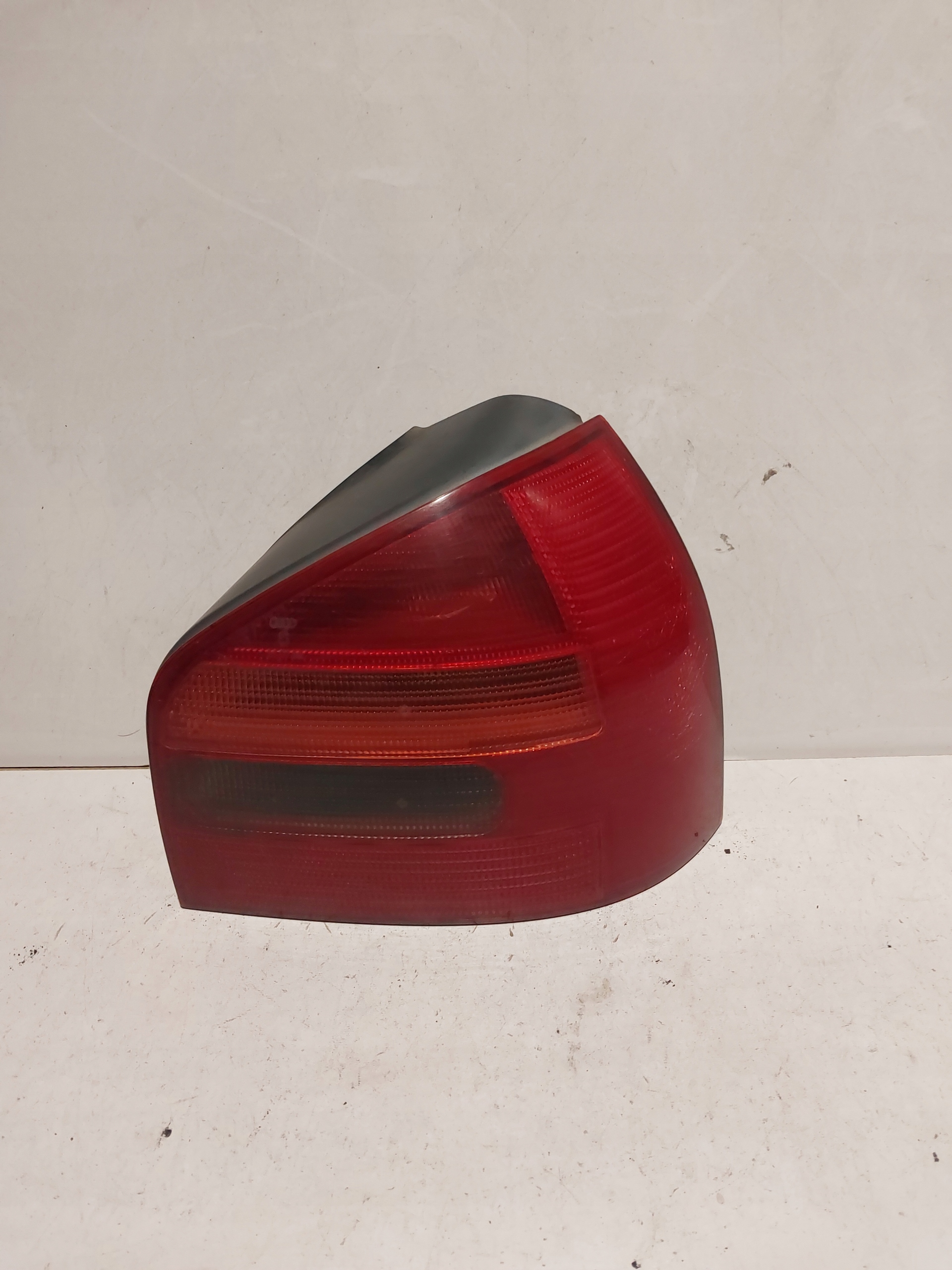 light right rear part AUDI A3 8L + WKLAD