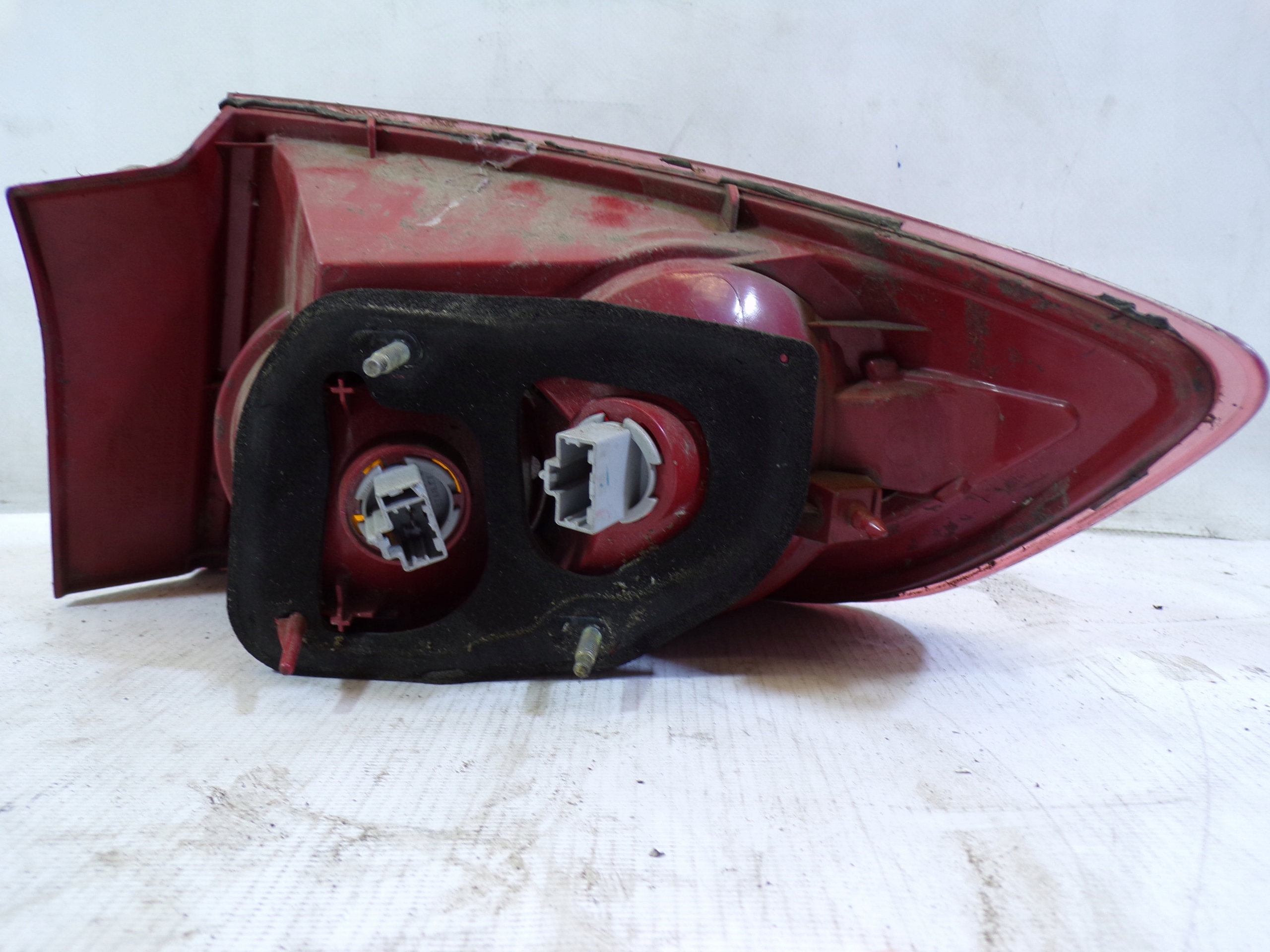 light rear rear part left MAZDA 3 BK sedan
