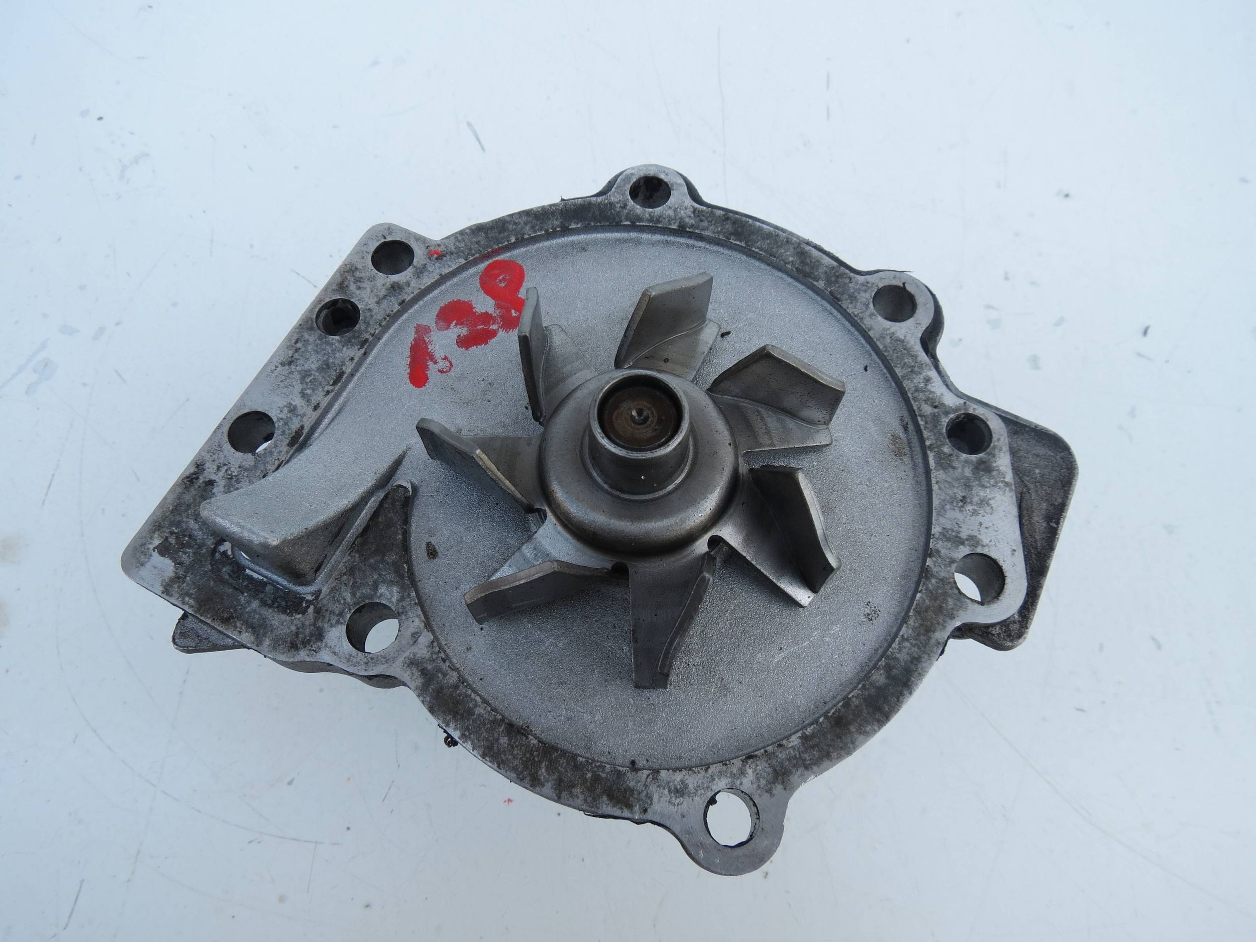 water pump VOLVO S90 2.0 V90 31368420