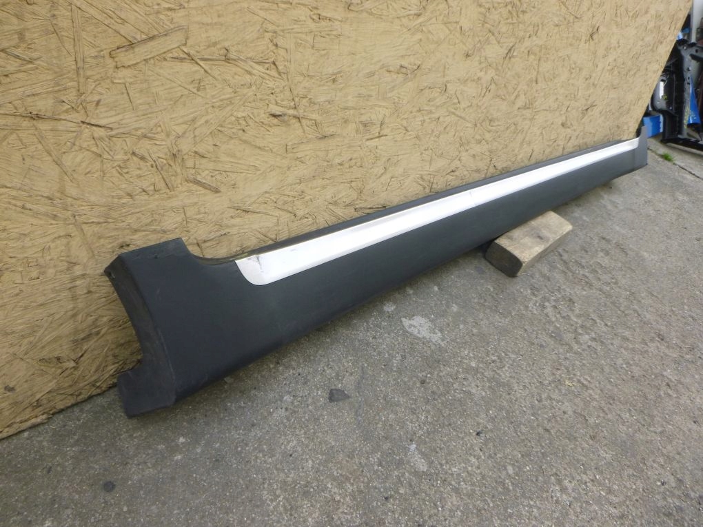 KIA SPORTAGE IV GT LINE moulding threshold right