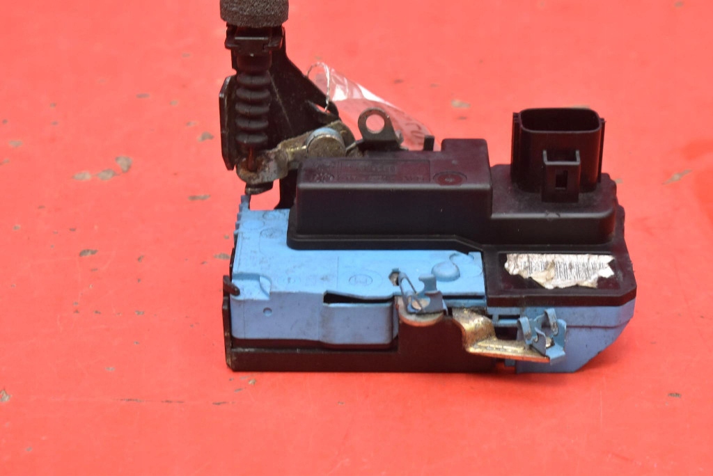 lock door left front front EU VOLVO S80 1 and sedan LIFT 03-06