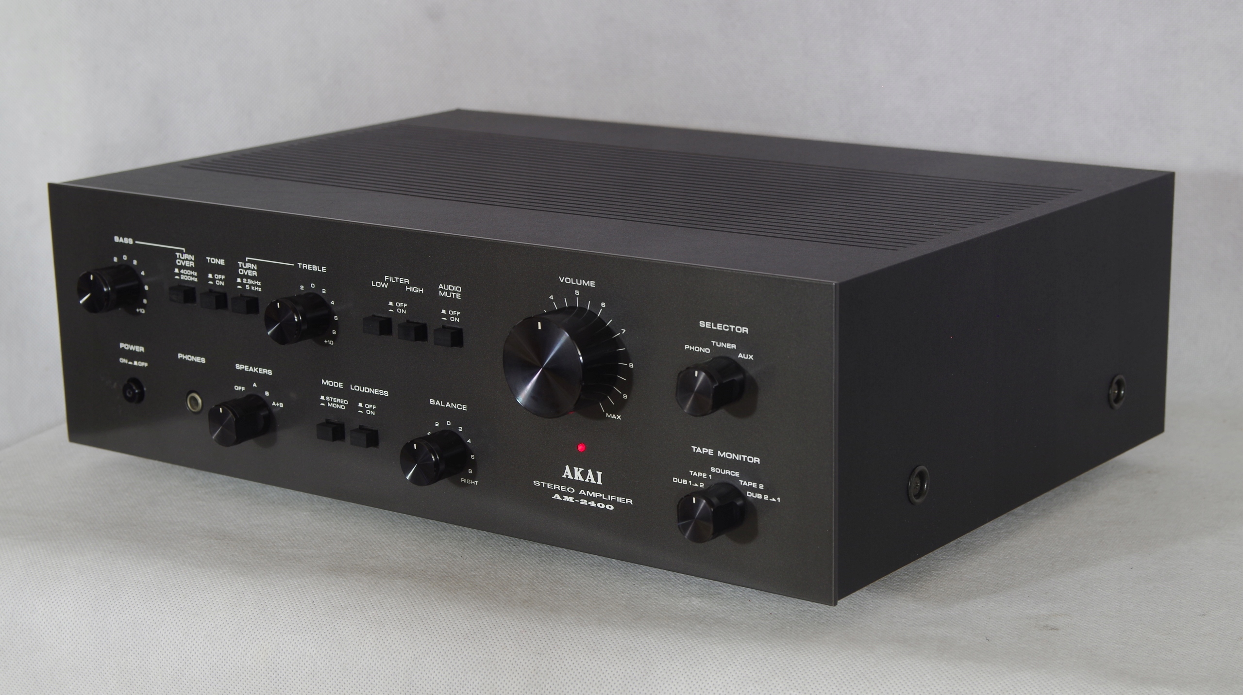 AKAI AM-2400, dobry wzmacniacz stereo Oryg instruk Liczba kanałów 2