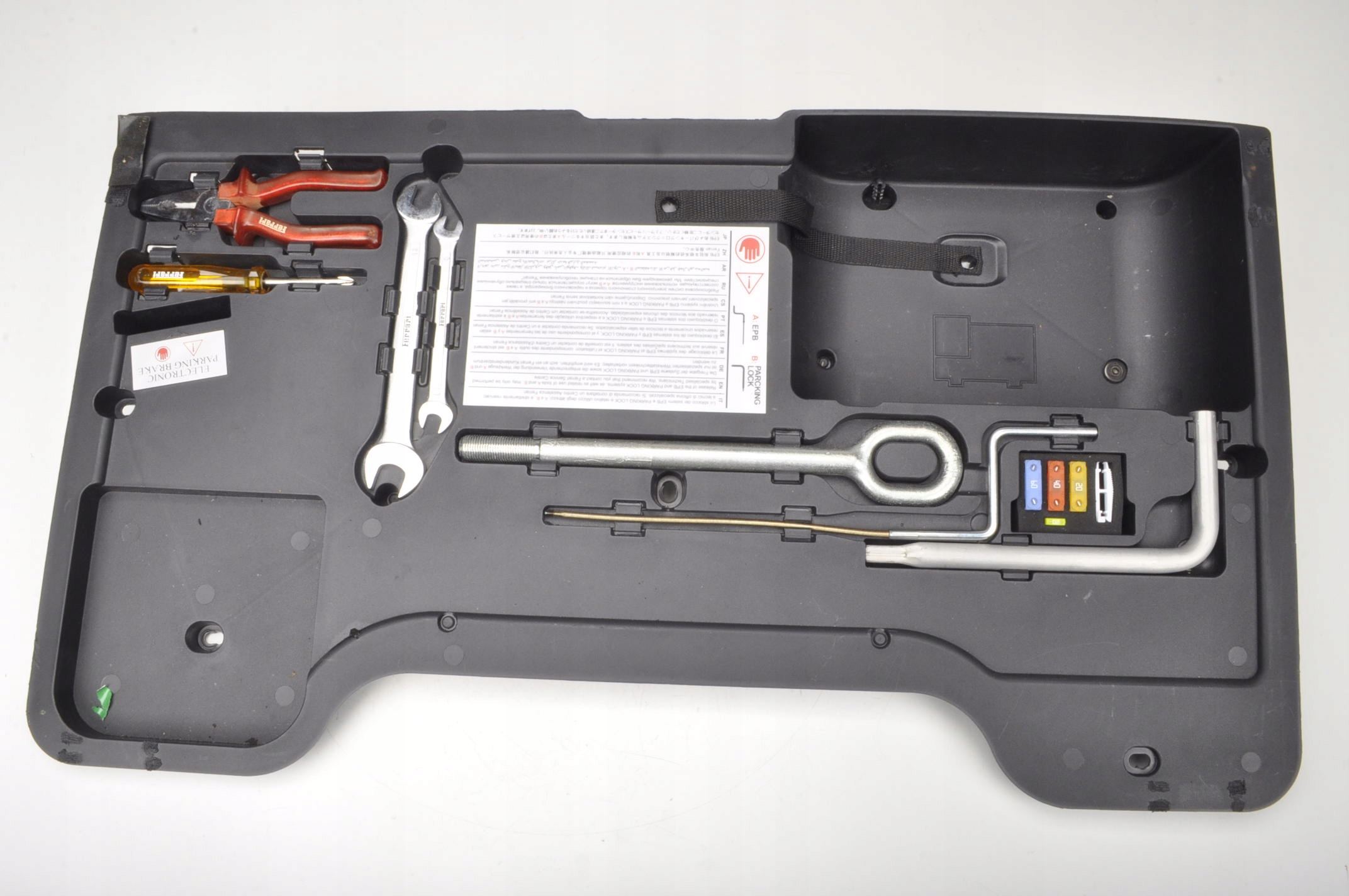 FERRARI CALIFORNIA РЕМОНТНЫЙ КОМПЛЕКТ ИНСТРУМЕНТЫ