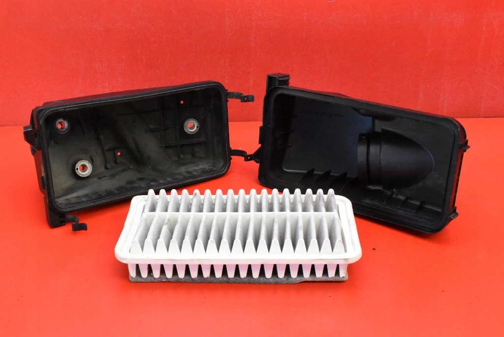Gehäuse filter luft 17705-33061 TOYOTA COROLLA IX E12 1.4 D-4D 90 KM
