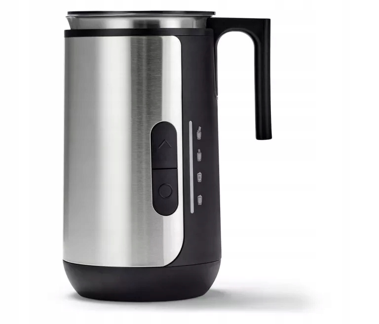 Indukční Napěňovač Mléka Tchibo, Černý
