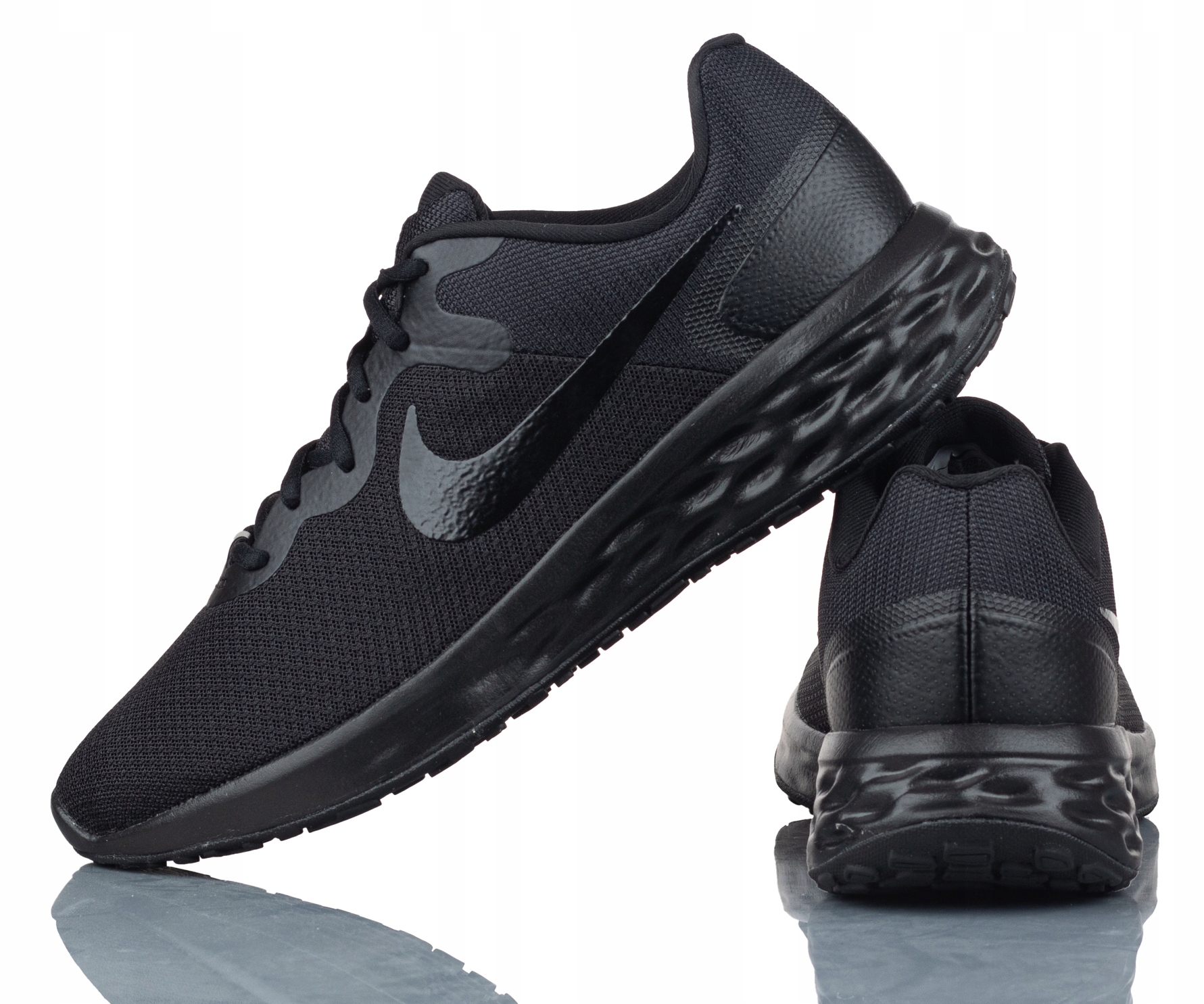 Boty Nike Revolution 6 DC3728-001 lehké, černé, sportovní 40.5