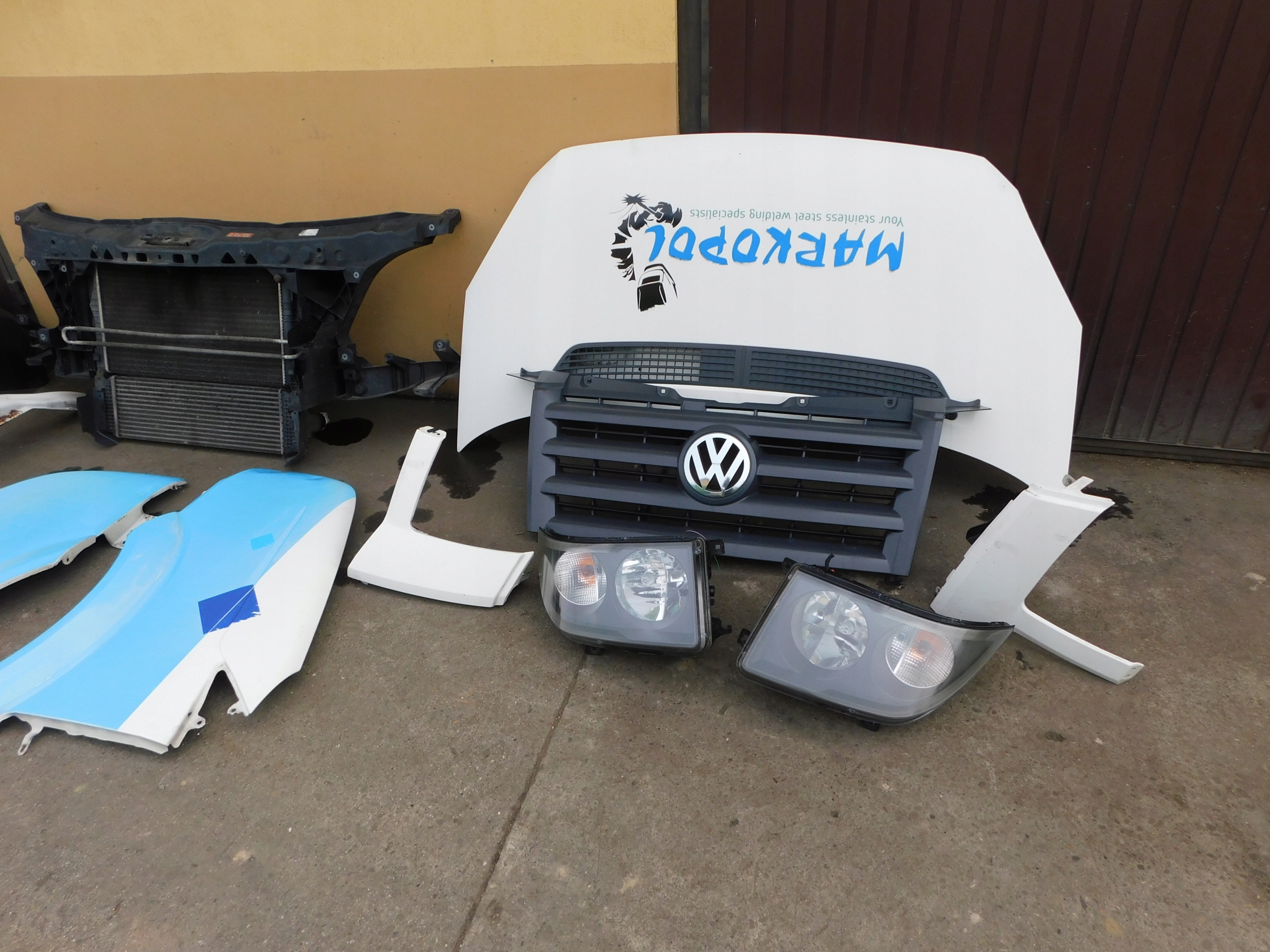 VW CRAFTER front complete lights bonnet radiator bumper pillar 06-12r