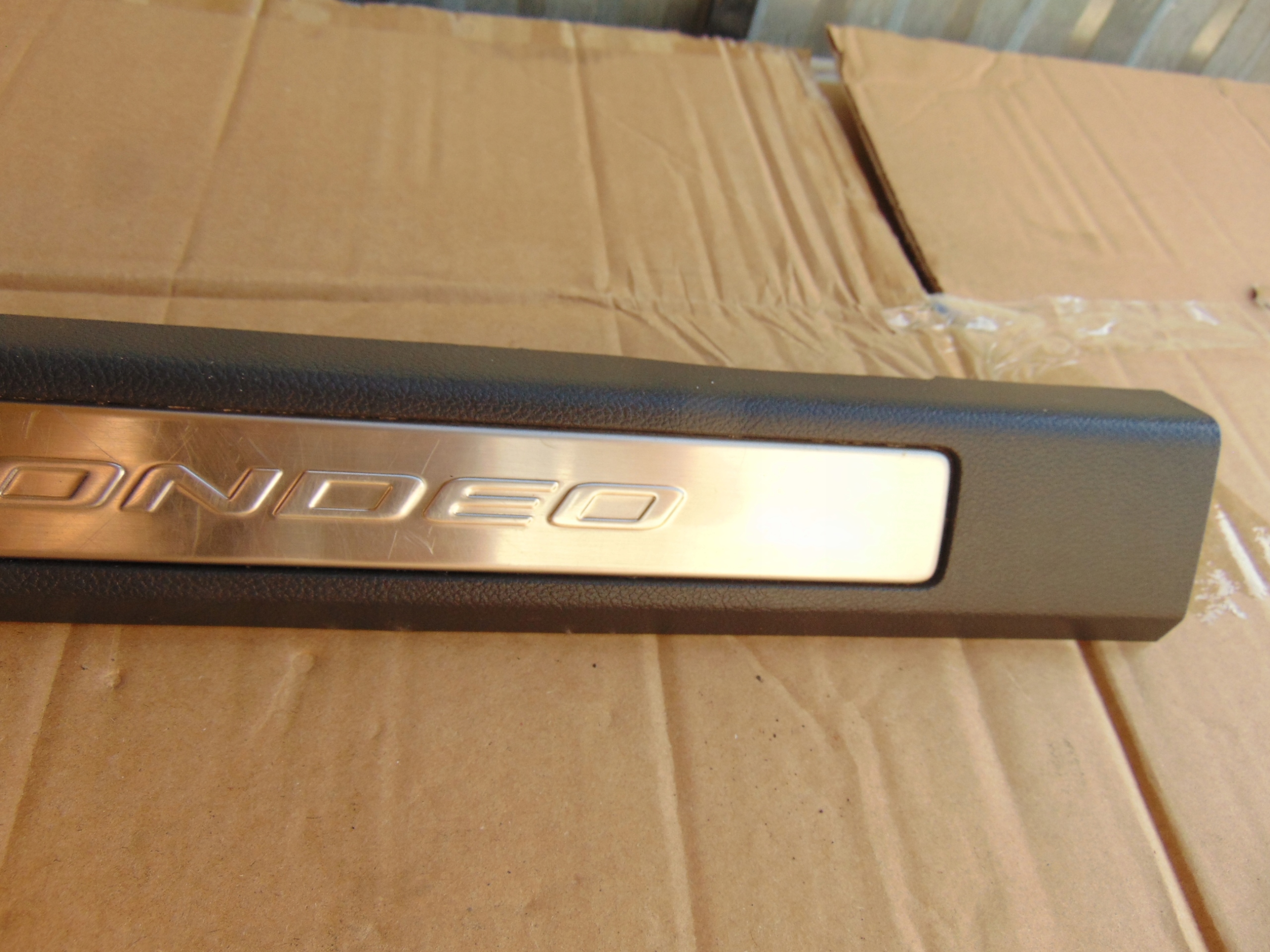 LISTWA NAKŁADKA OSŁONA PROGU LEWA PRAWA FORD MONDEO MK5 Producent części Ford OE