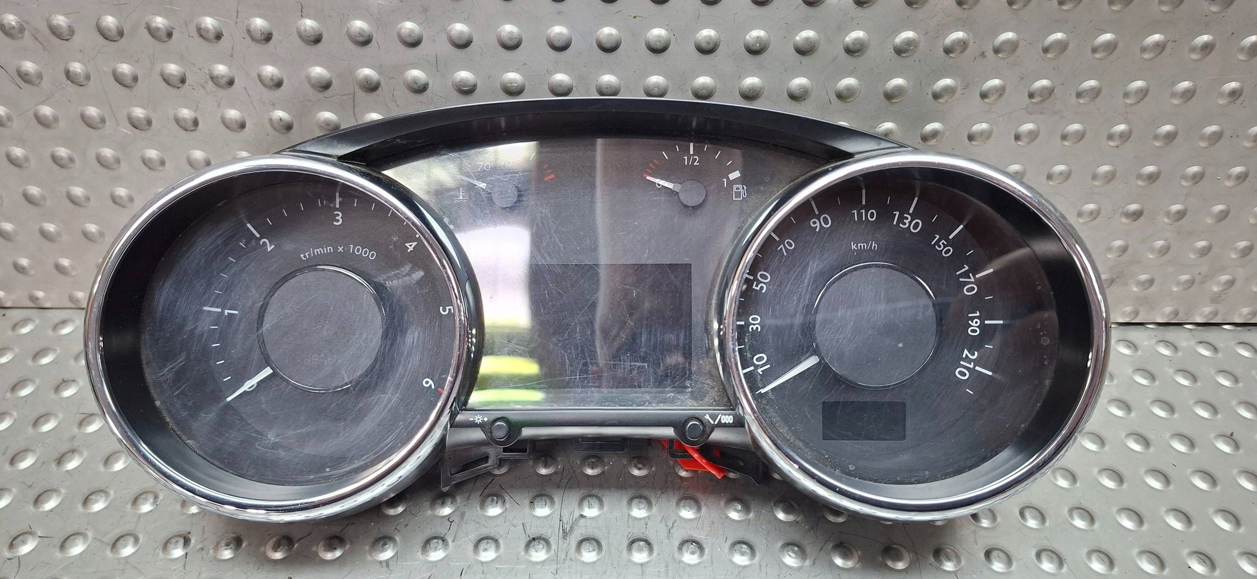 dials 9804263880 PEUGEOT 3008 1.6 EHDI 2013