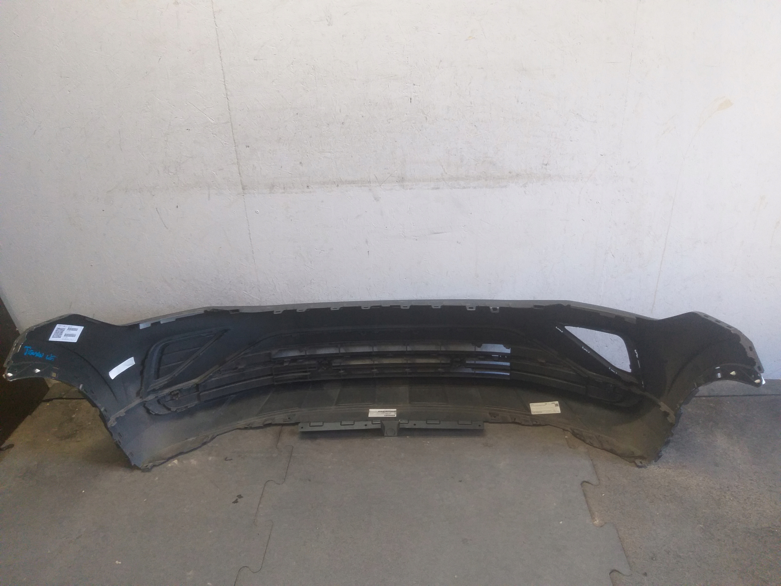 bumper front VW TIGUAN LIFT 19- 5NA