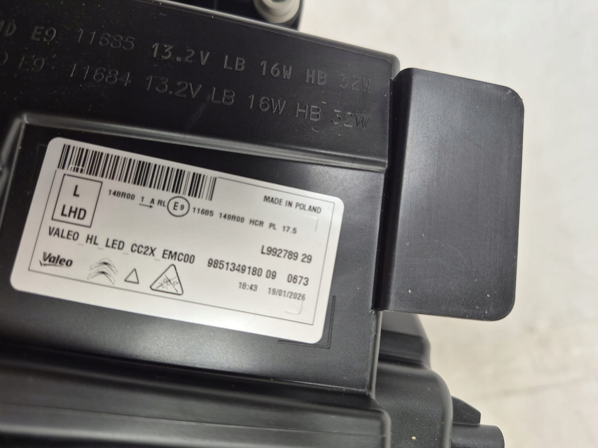 CITROEN C3 IV E-C3 24- light left front front FULL LED 9851349180