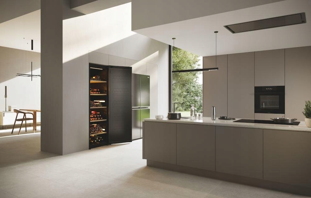 Chłodziarka do wina HAIER HWS247FDU1 Marka Haier