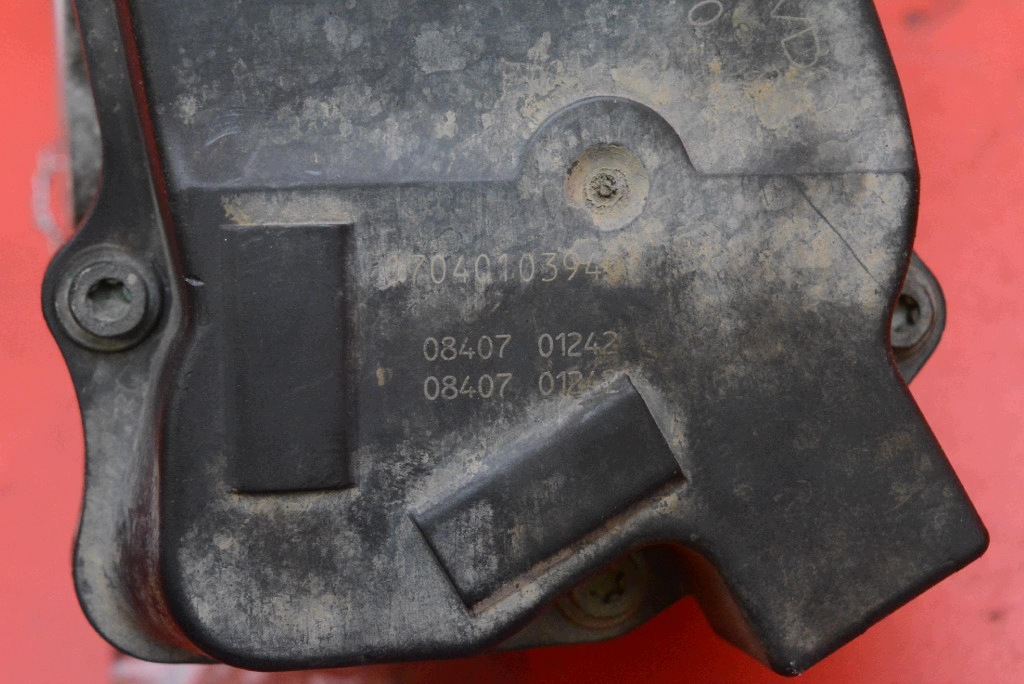 Valvola a farfalla 03C133062C VW GOLF 5 V 1.4 16V 80 KM 03-09