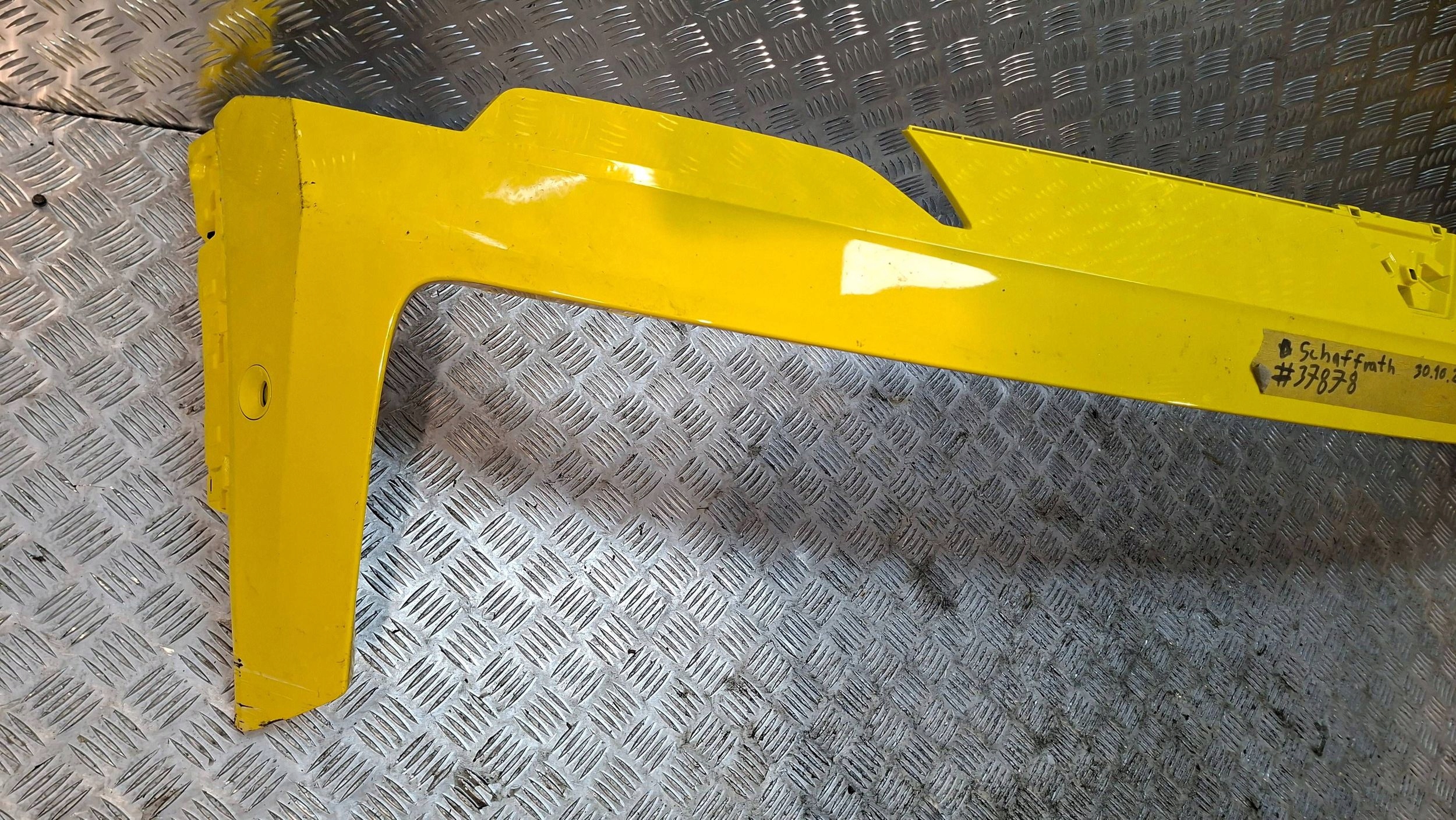 bumper front 620224926R RENAULT CLIO V E-TECH 2024