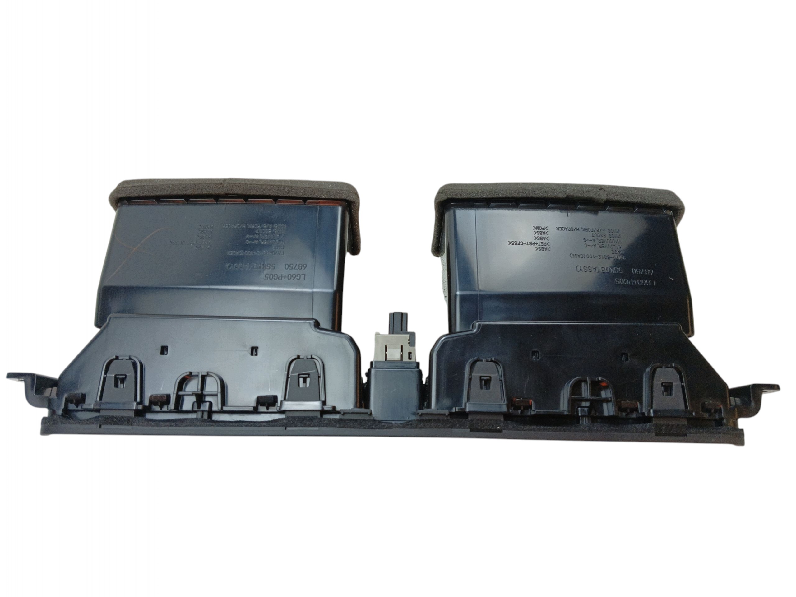 rešetka rešetka ventilacije srednja NISSAN LEAF II ZE1 68750-5SK0B