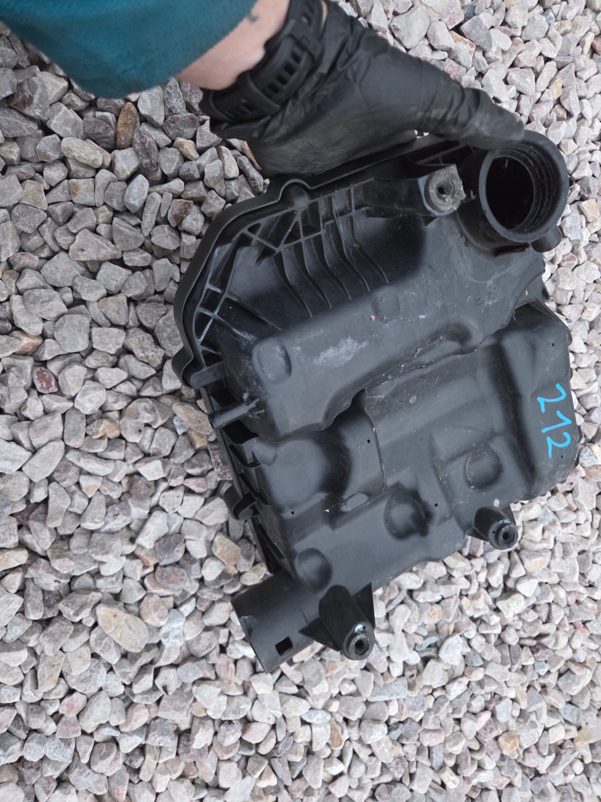 Gehäuse filter luft VW POLO 6R 09-14r 1.0 MPI CHY 04C183